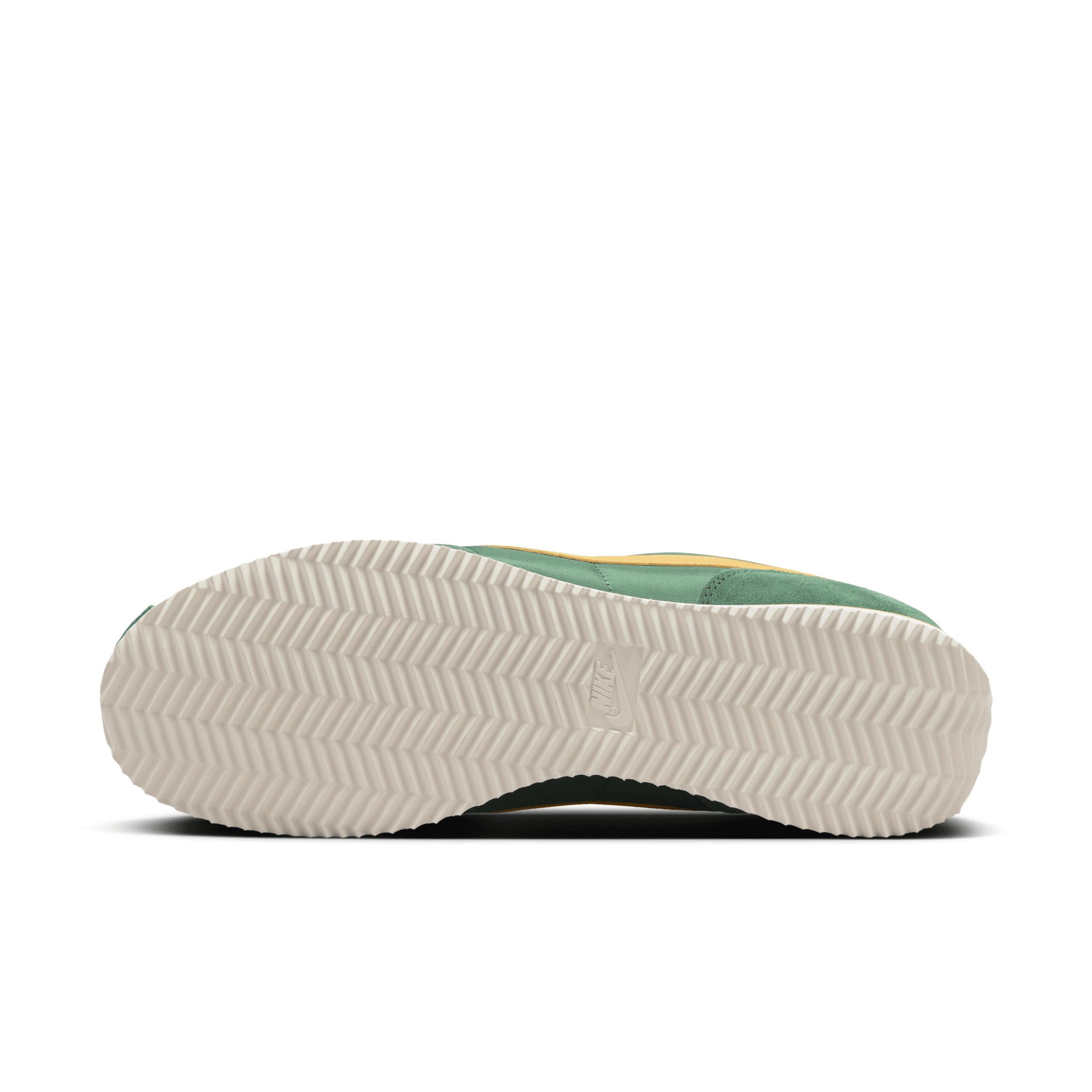 Nike Cortez Textile Men's Shoes Product Image