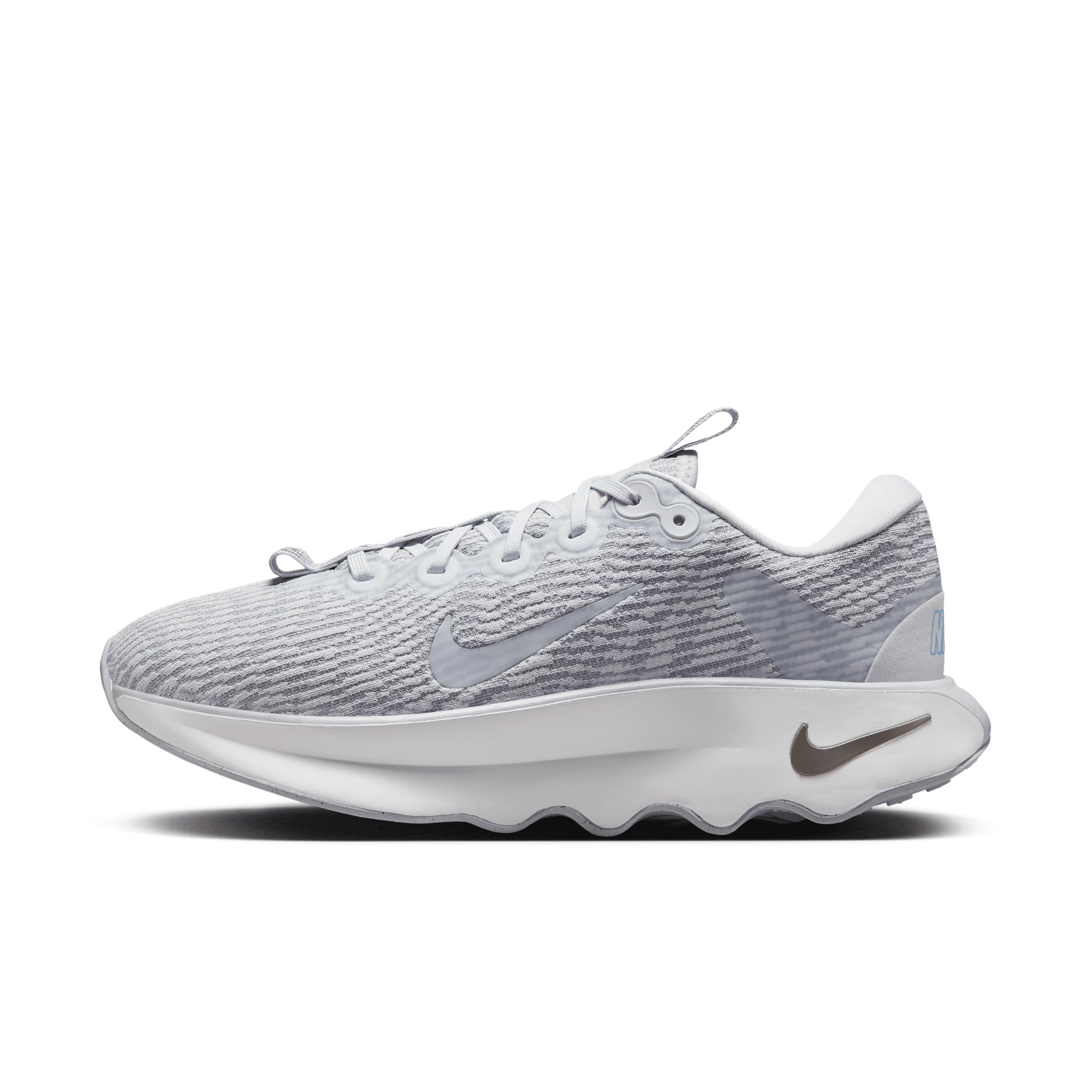 Nike Motiva Women's Walking Shoes Product Image