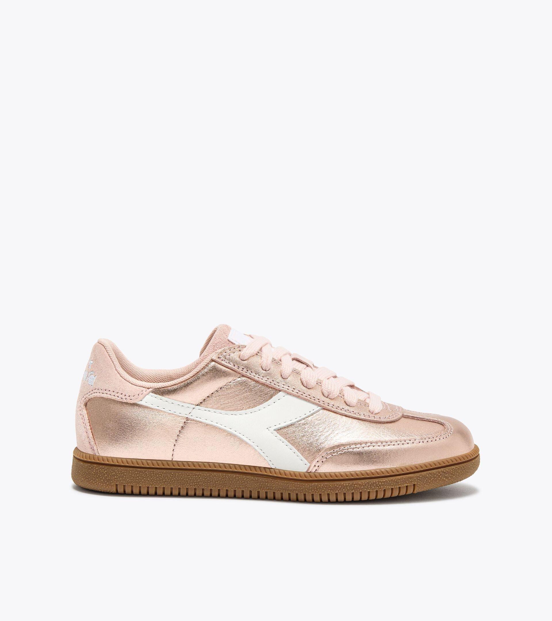 TRAINER METALLIC Product Image