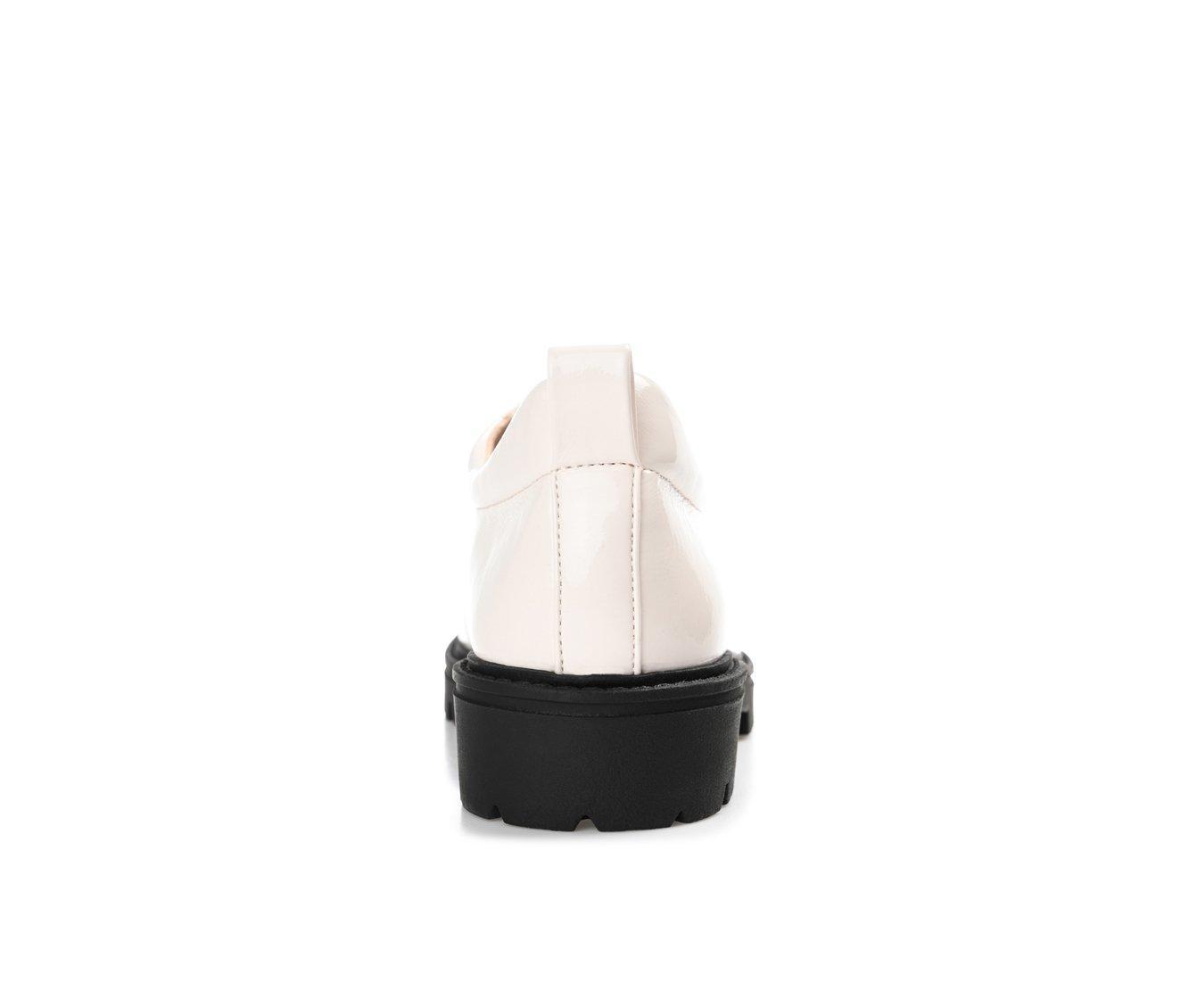 Women's Journee Collection Zina Lugged Oxfords Product Image