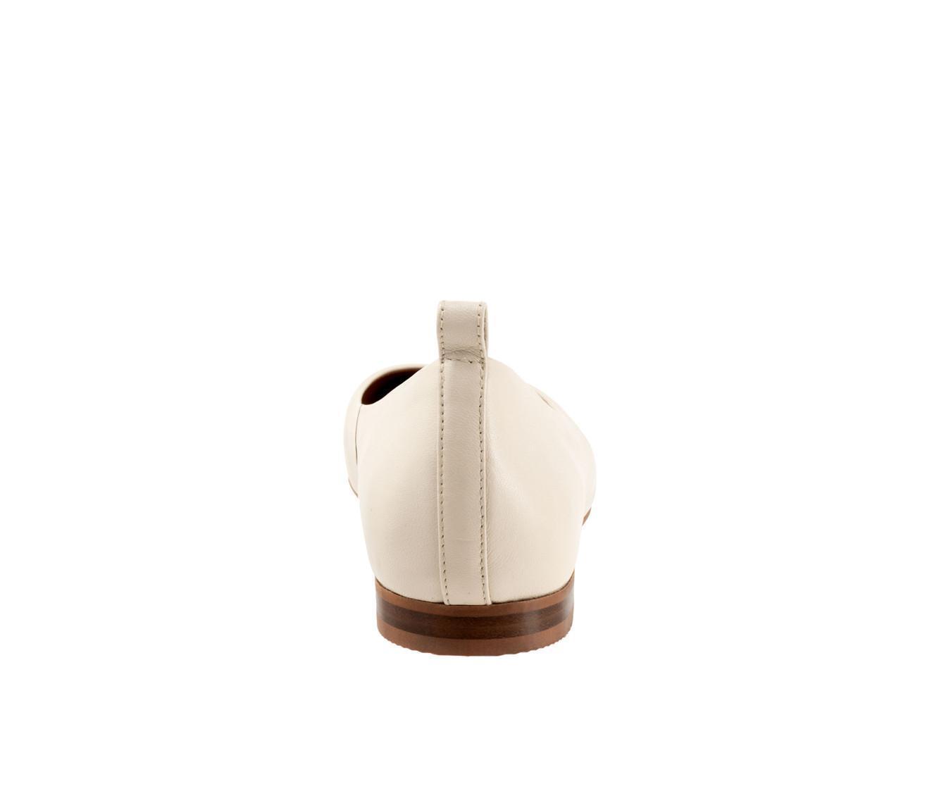 Women's Softwalk Kiris Flats Product Image