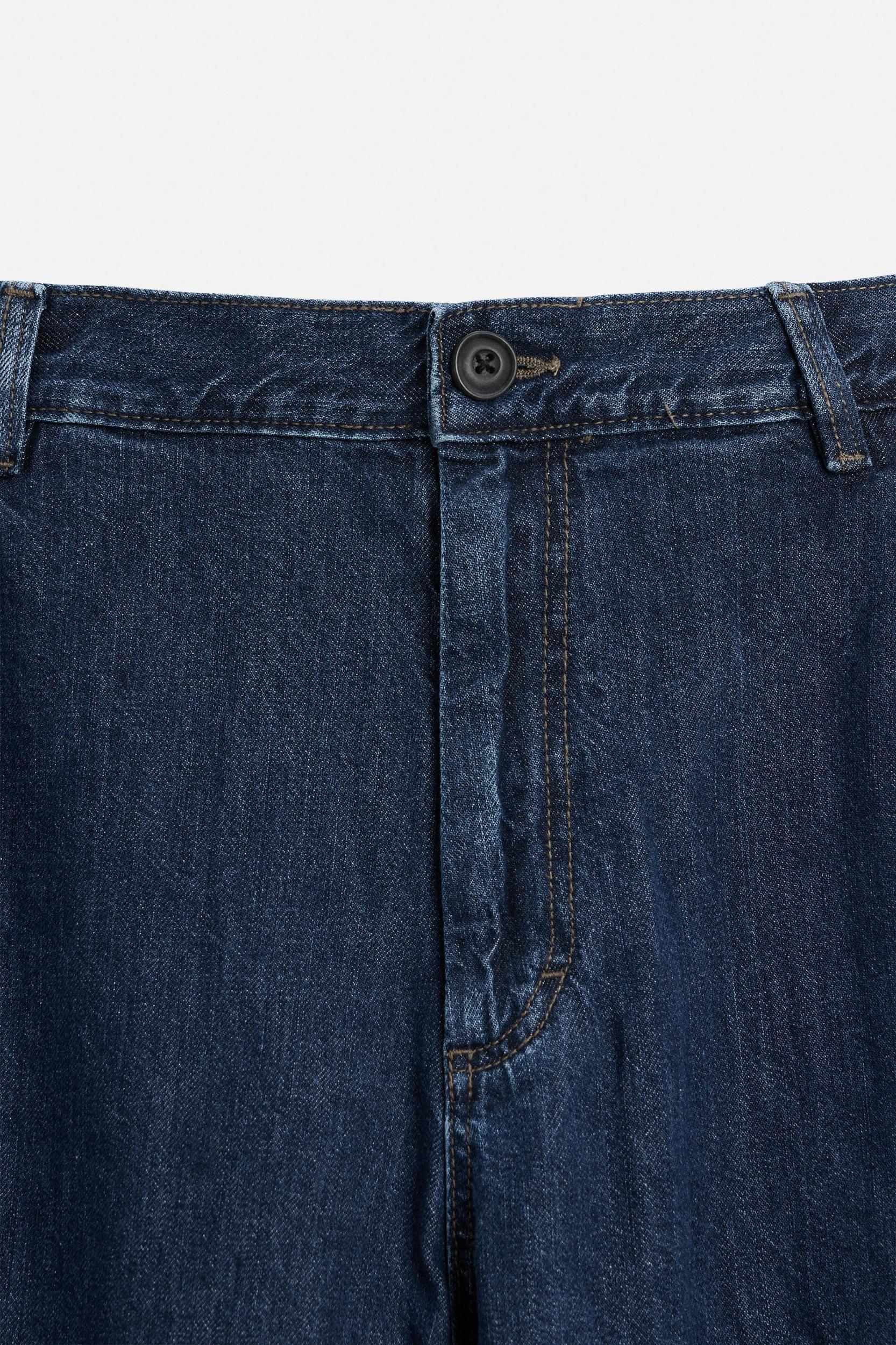 WIDE FIT JEANS Product Image