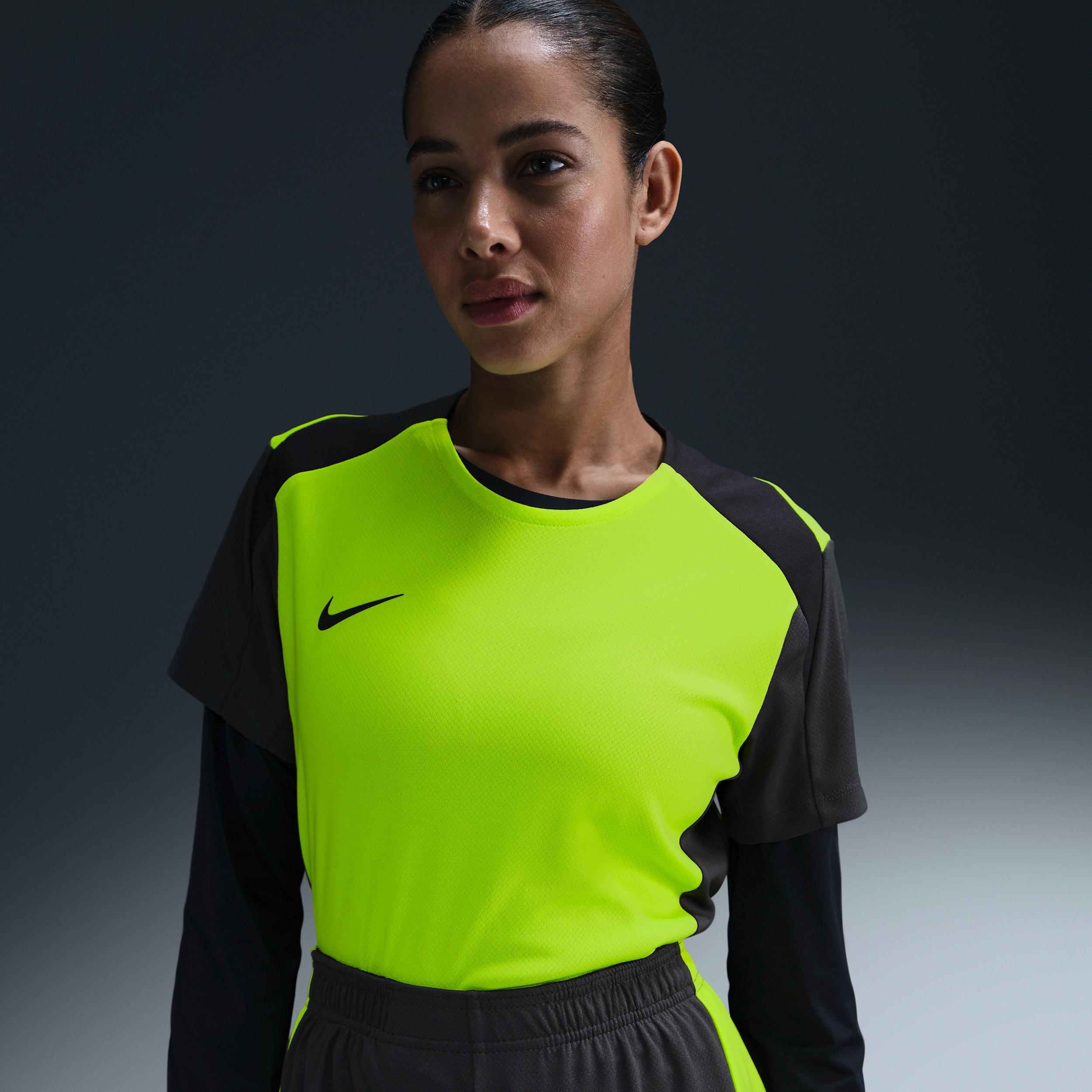 Nike Strike Women's Dri-FIT Short-Sleeve Soccer Top Product Image