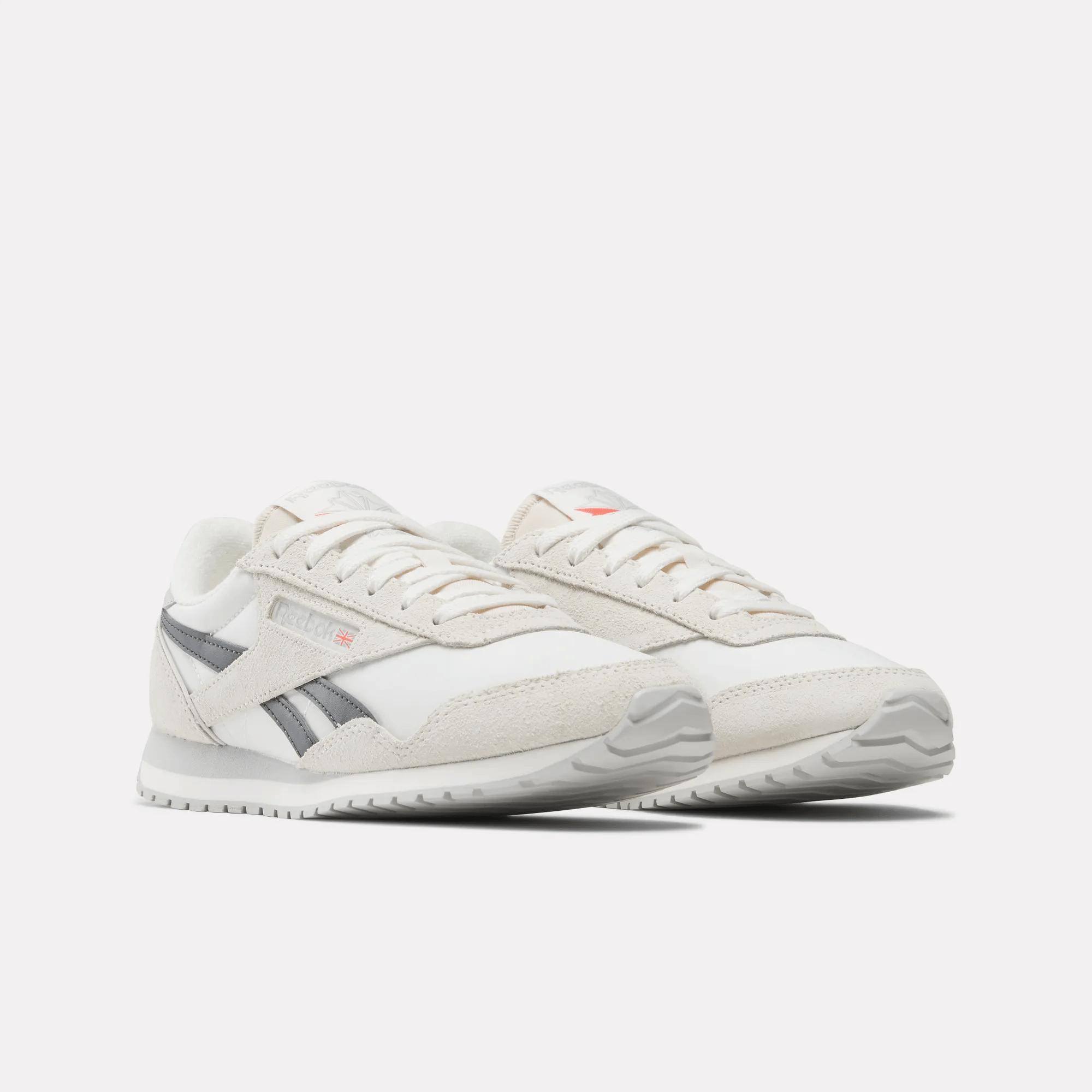 Women's Classic AZ Shoes Female Product Image