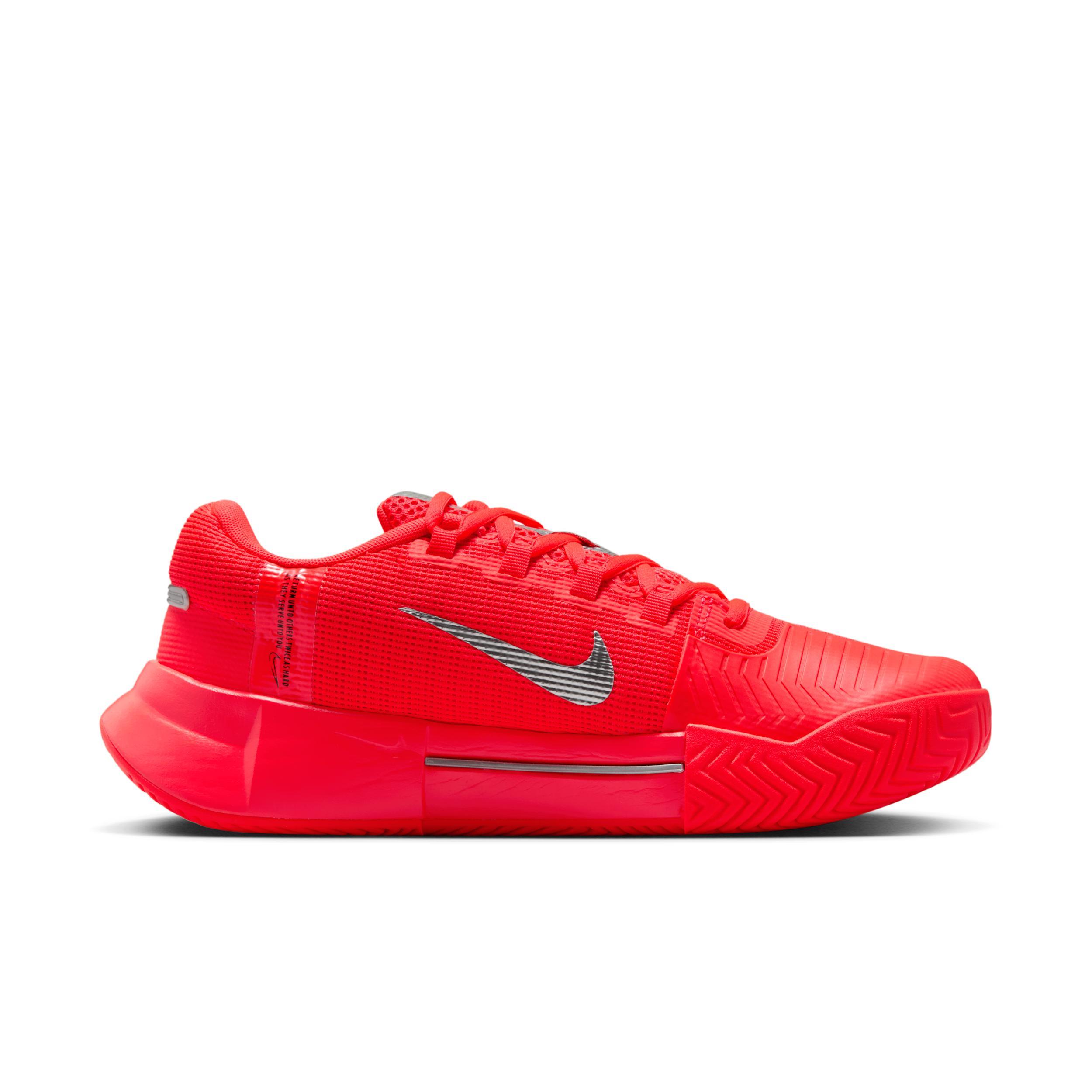 Nike Women's GP Challenge 1 Premium Hard Court Tennis Shoes Product Image