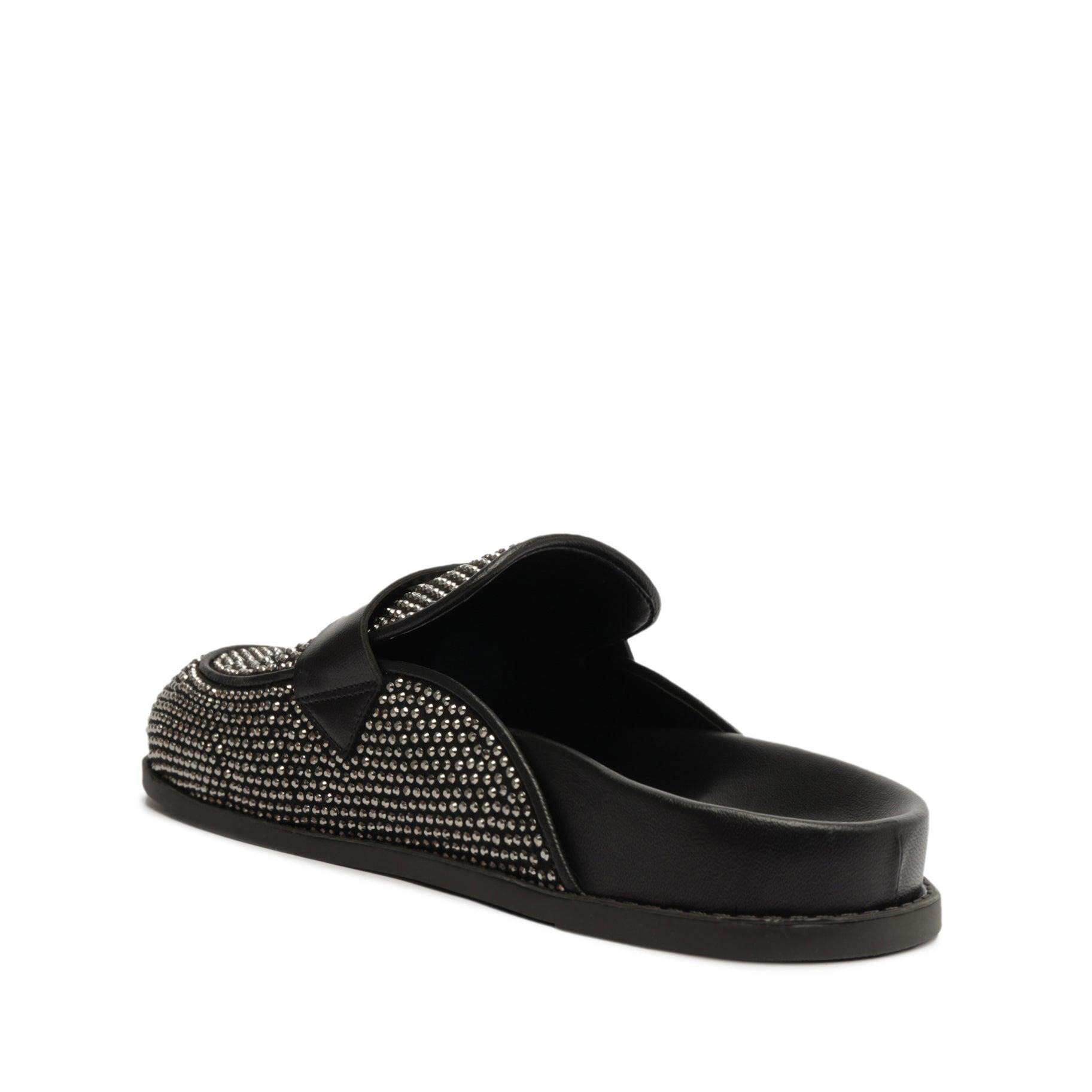 Ava Flat Product Image