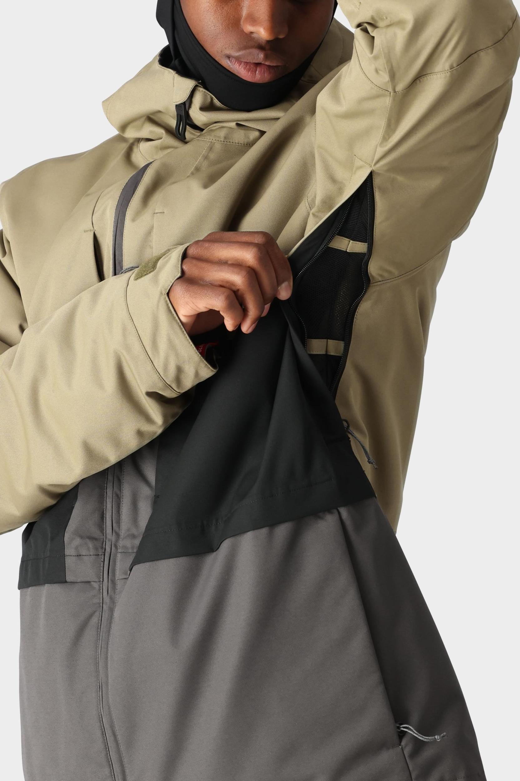686 Women's GORE-TEX Skyline Shell Jacket Female Product Image