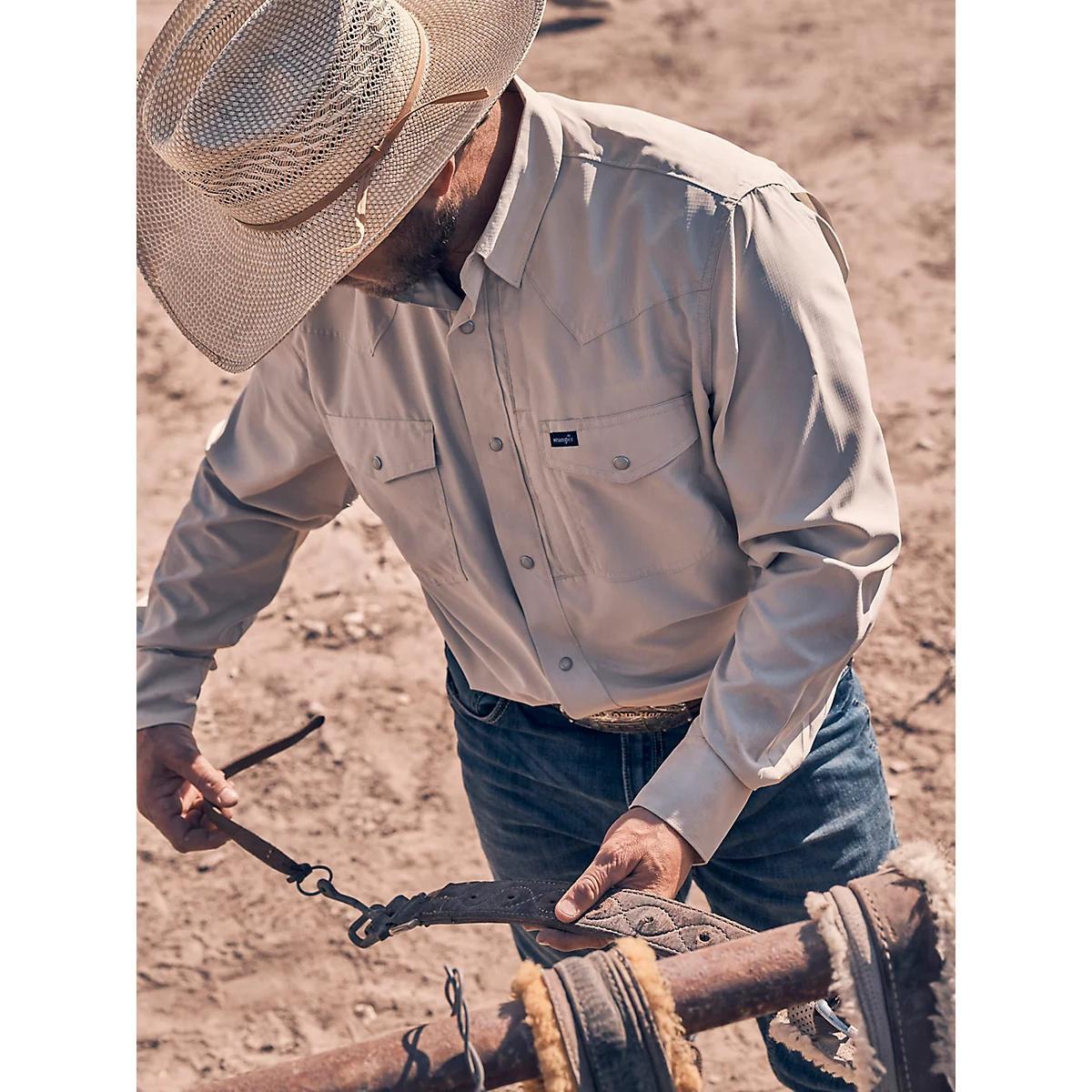 Men's Wrangler Performance Snap Long Sleeve Solid Shirt in Overcast Product Image