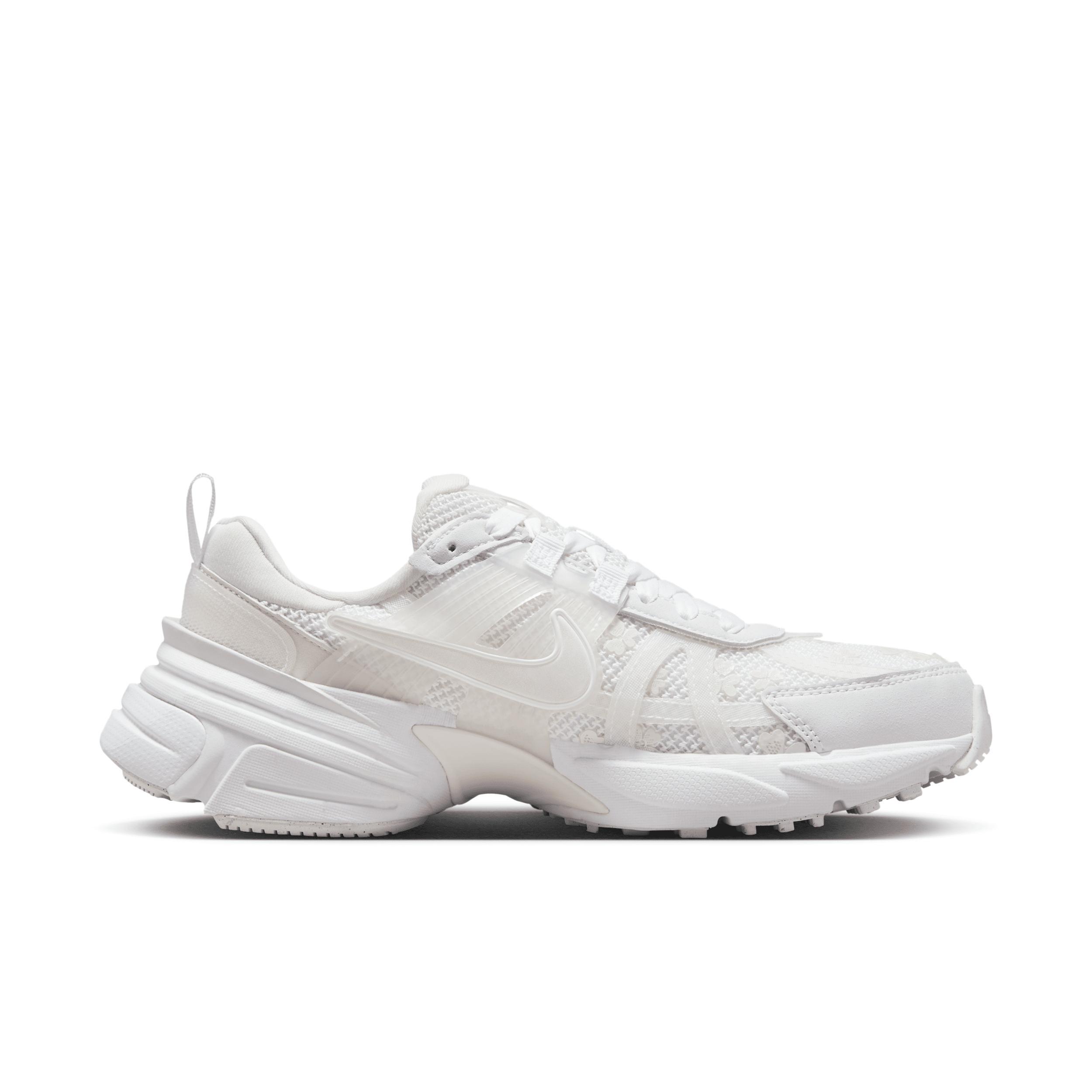Nike Women's V2K Run Shoes Product Image