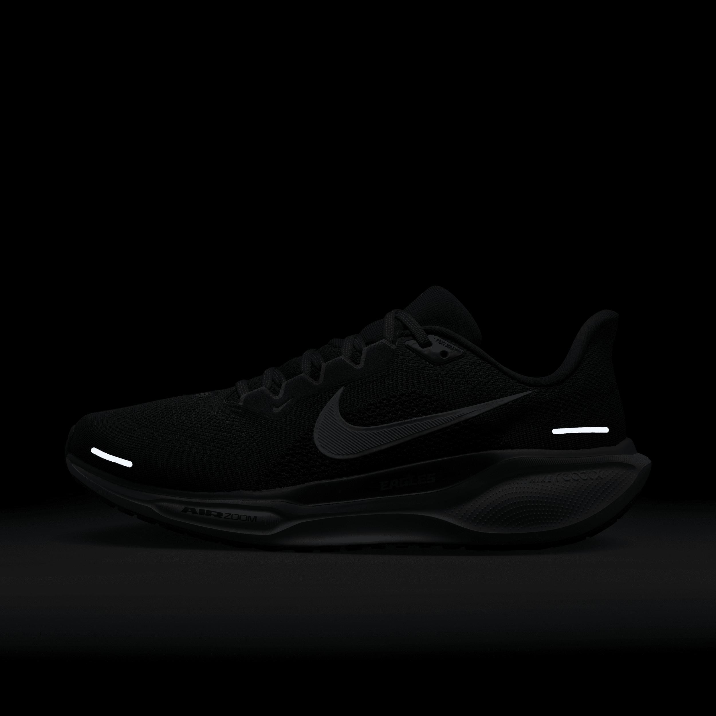 Nike Men's Pegasus EasyOn Road Running Shoes Product Image