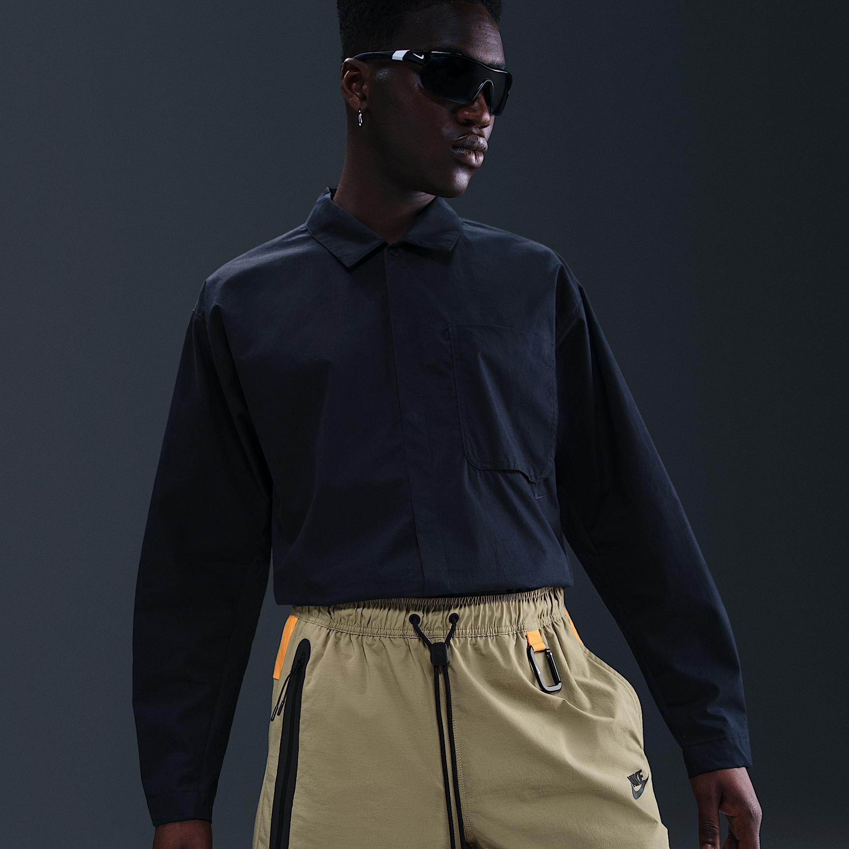 Nike Tech Men's Woven Shorts Product Image