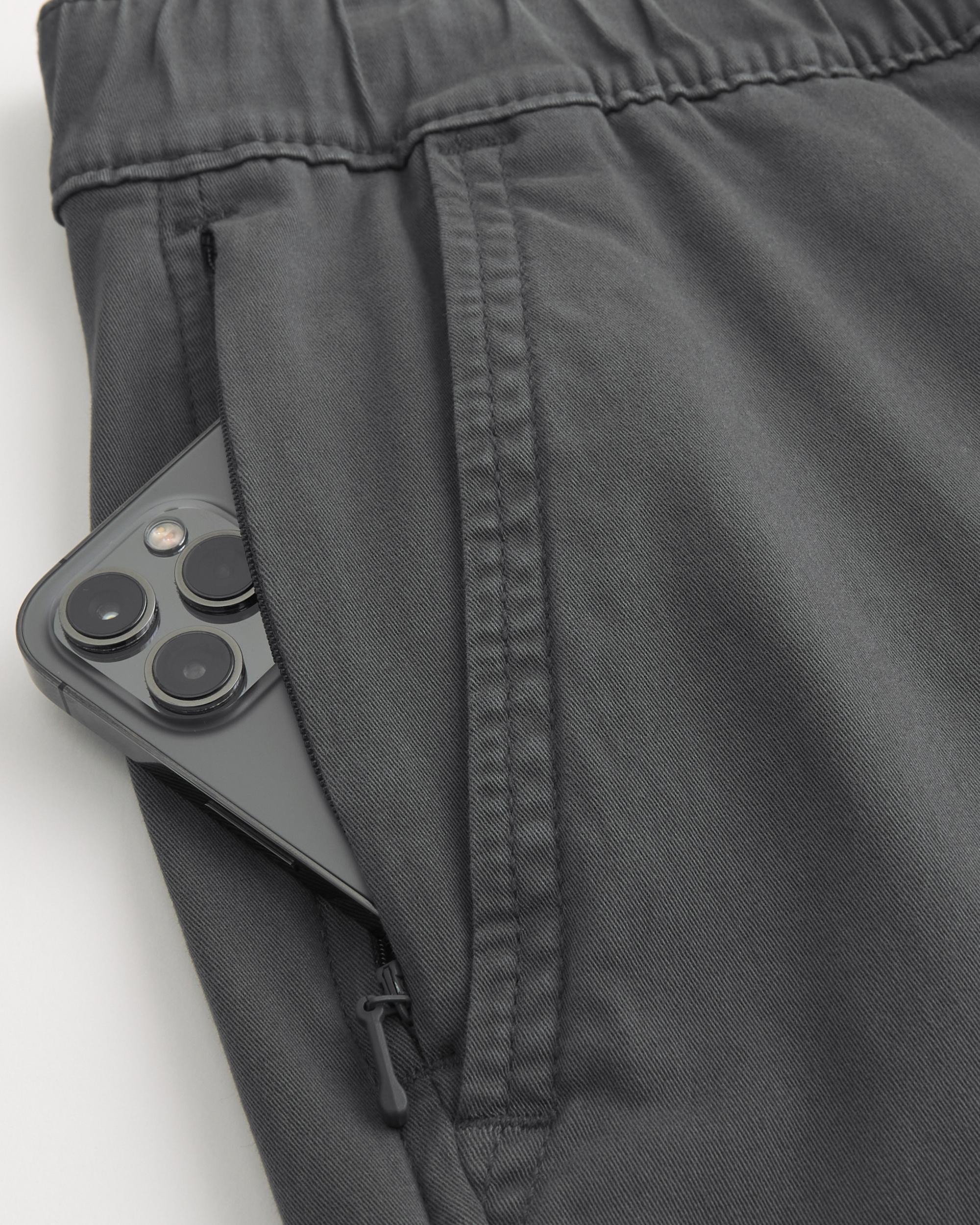 Relaxed Twill Cargo Joggers Product Image