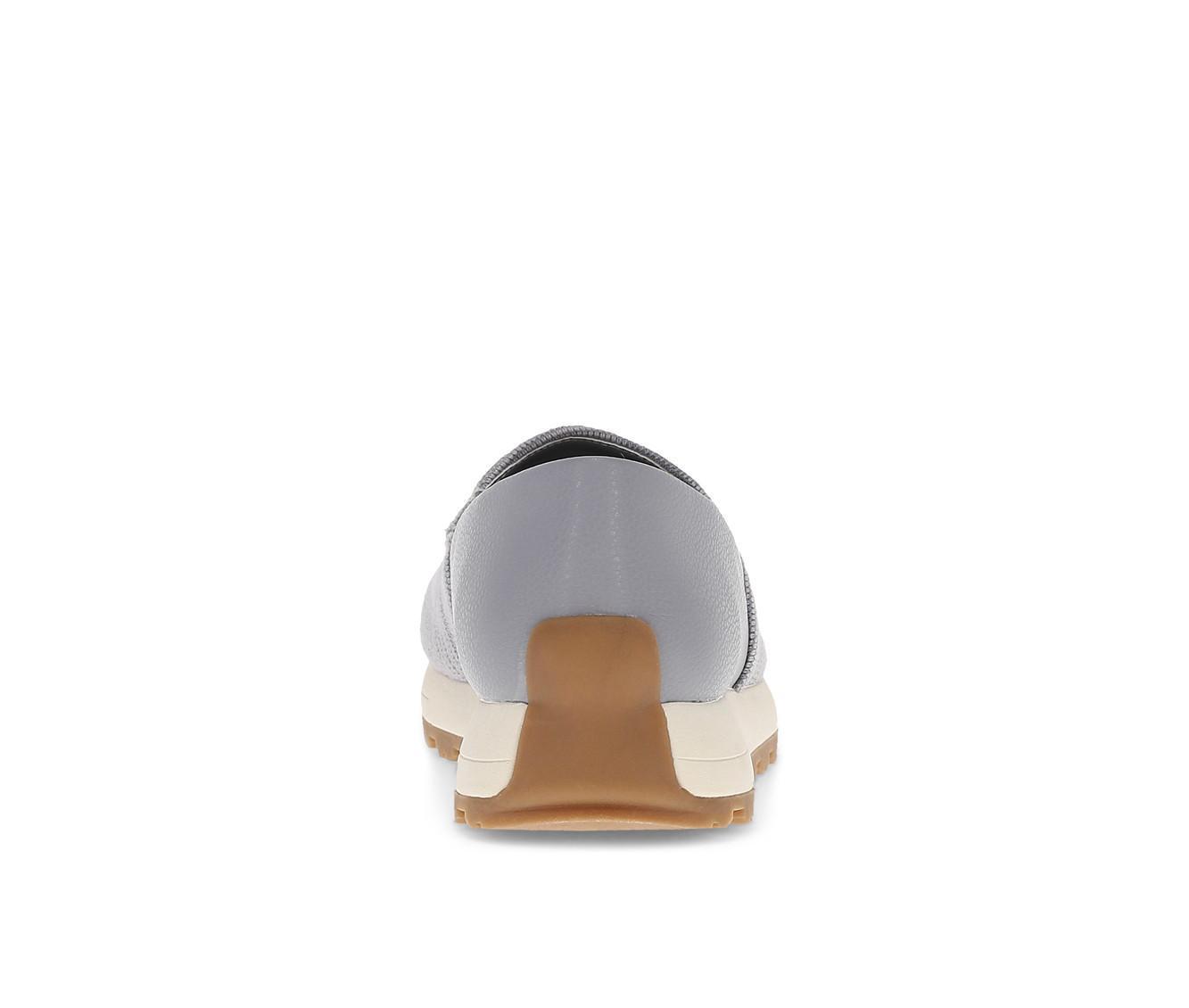 Women's Baretraps Gennie Casual Slip-On Product Image