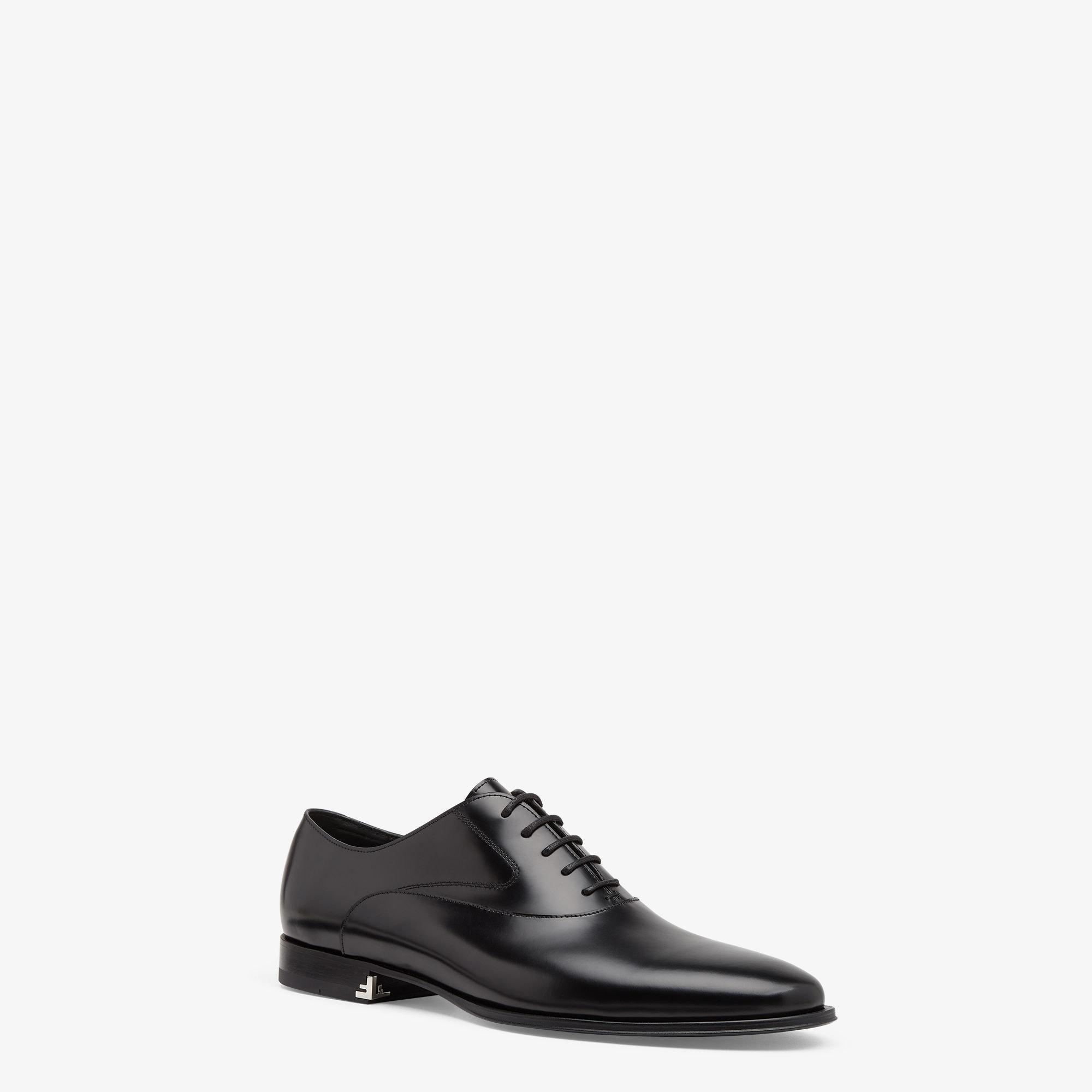 Lace-upsBlack leather Oxfords Product Image