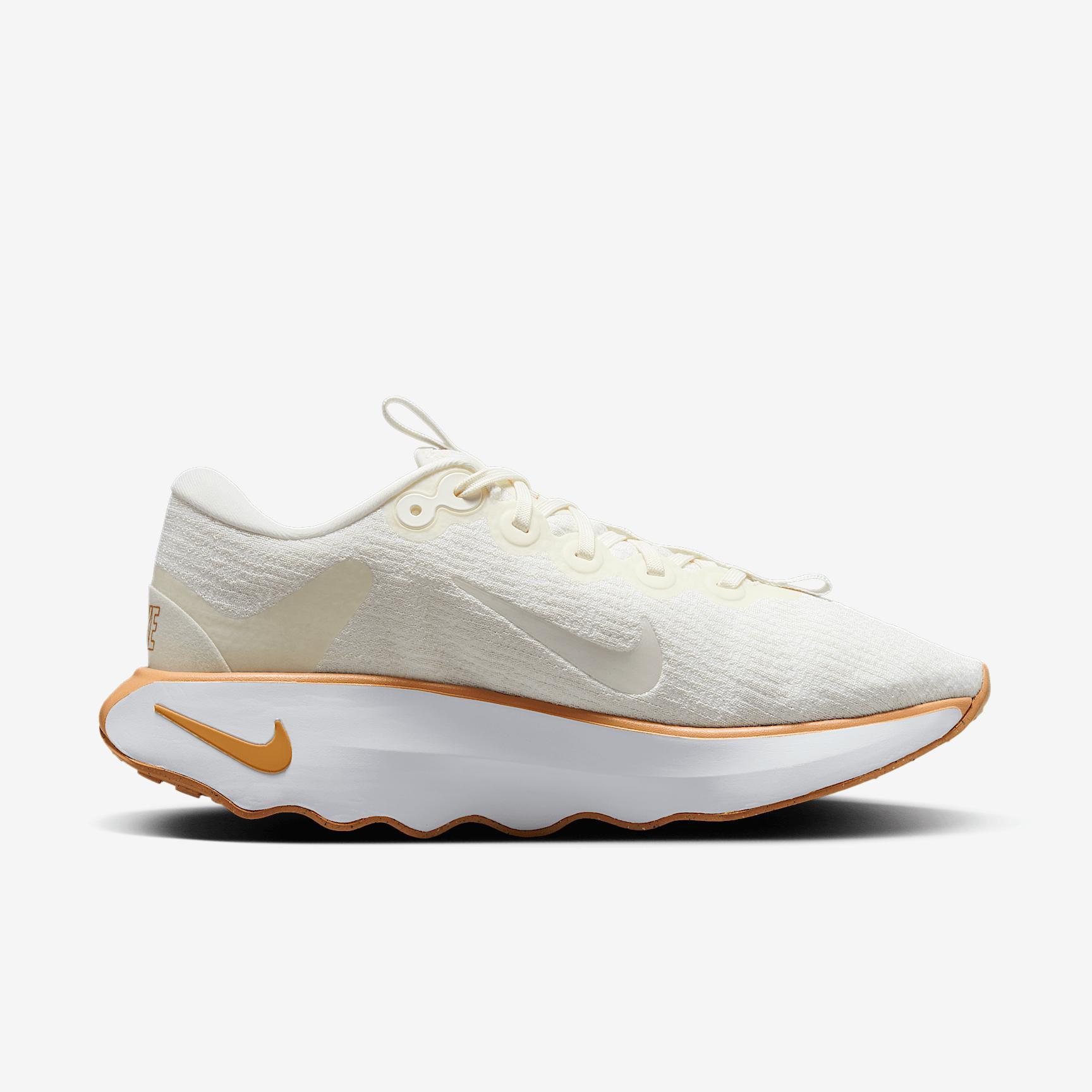 Nike Motiva Women's Walking Shoes Product Image