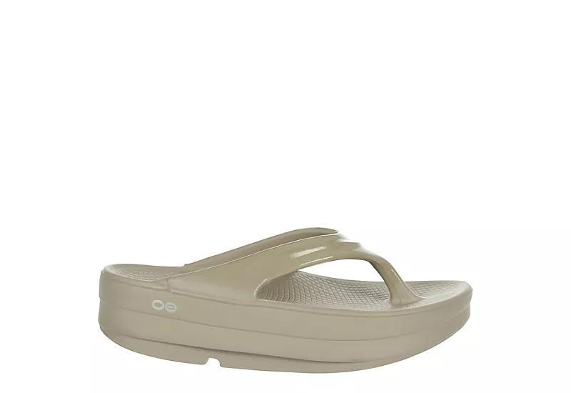 OOFOS Oomega Thong Sandals Product Image