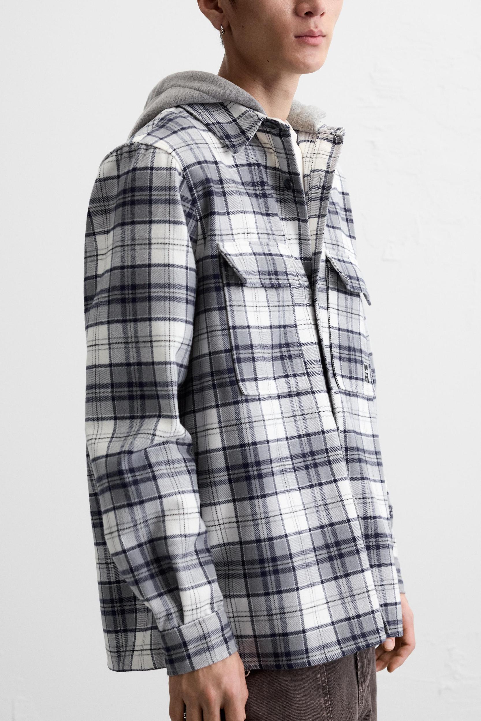 CONTRASTING HOODED OVERSHIRT Product Image