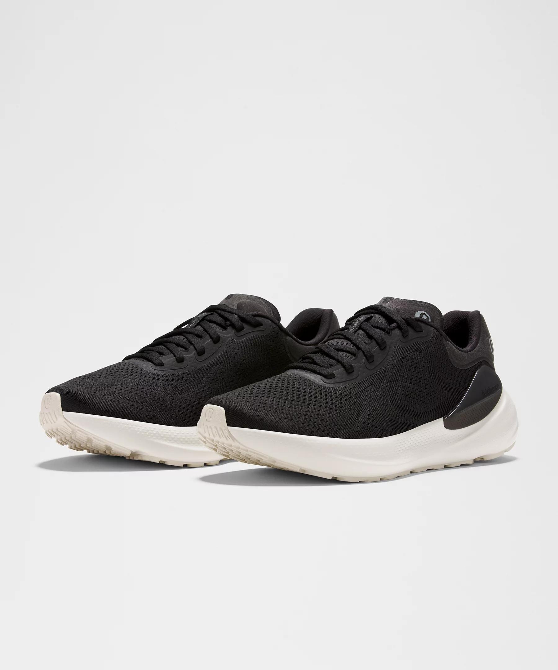 Men's Beyondfeel Running Shoe Product Image