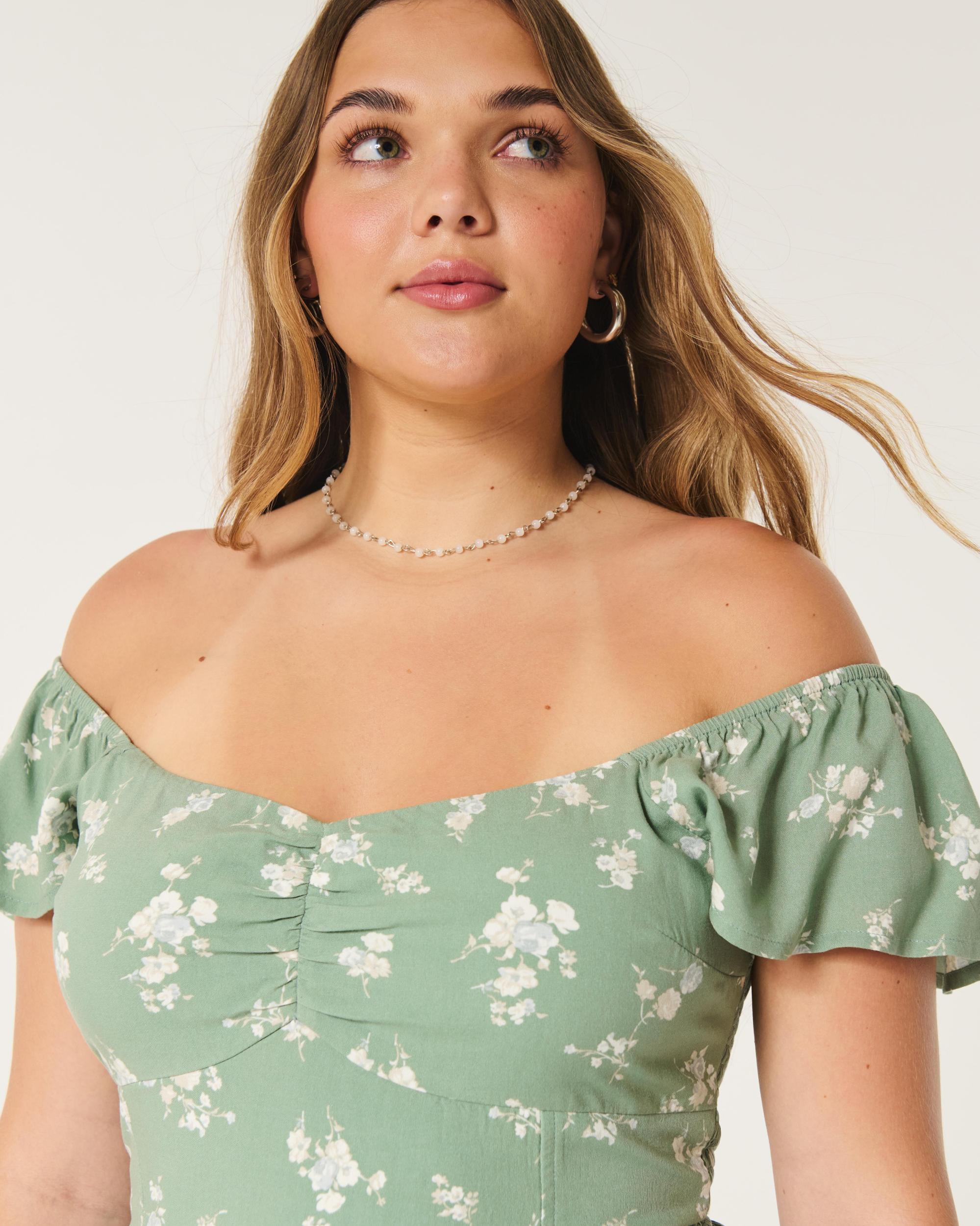 Short-Sleeve Cinch Bust Skort Dress Product Image