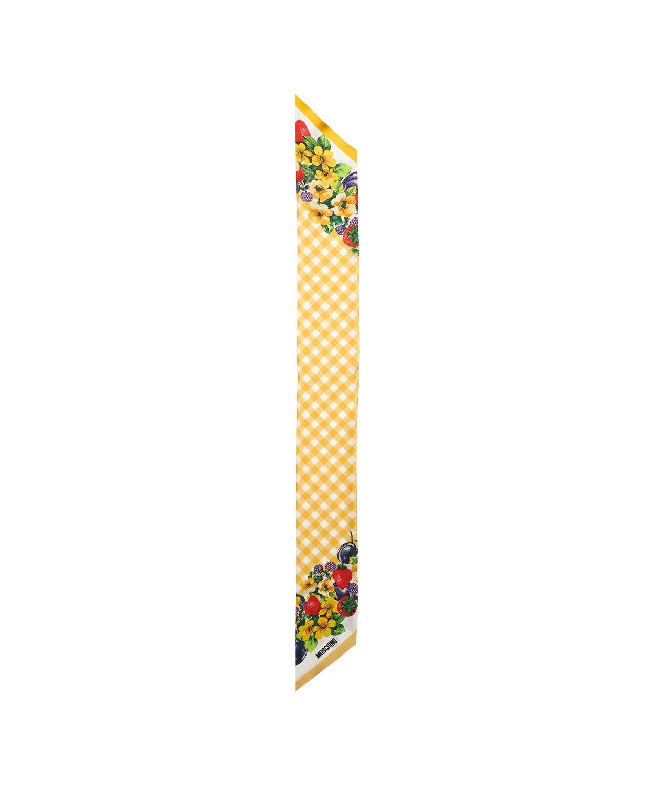 Silk foulard with pattern Product Image