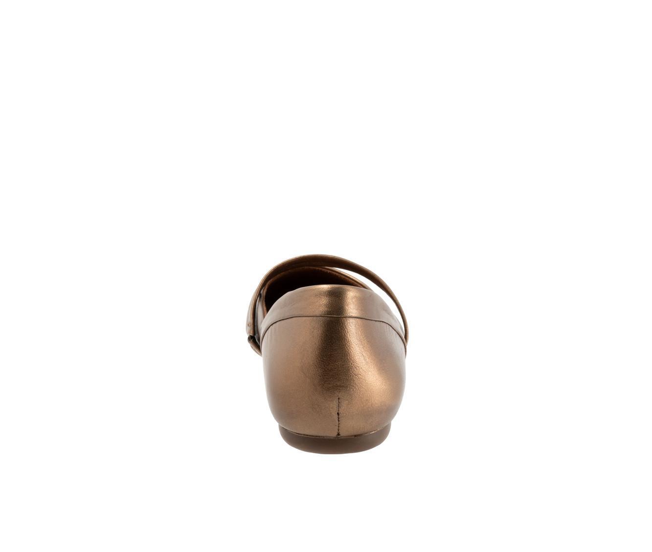 Women's Softwalk Samara Flats Product Image