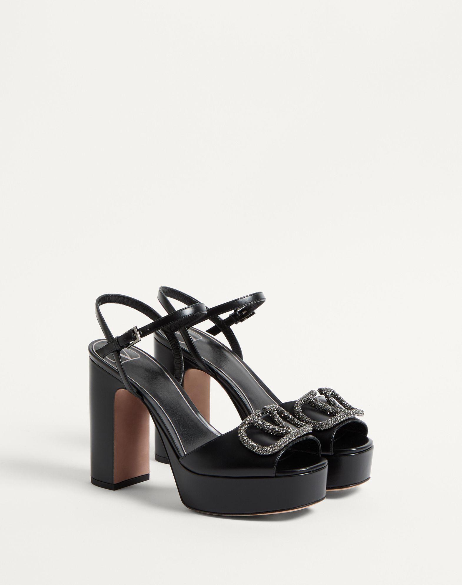 SANDAL WITH VLOGO SIGNATURE PLATFORM IN CALFSKIN 115MM Product Image