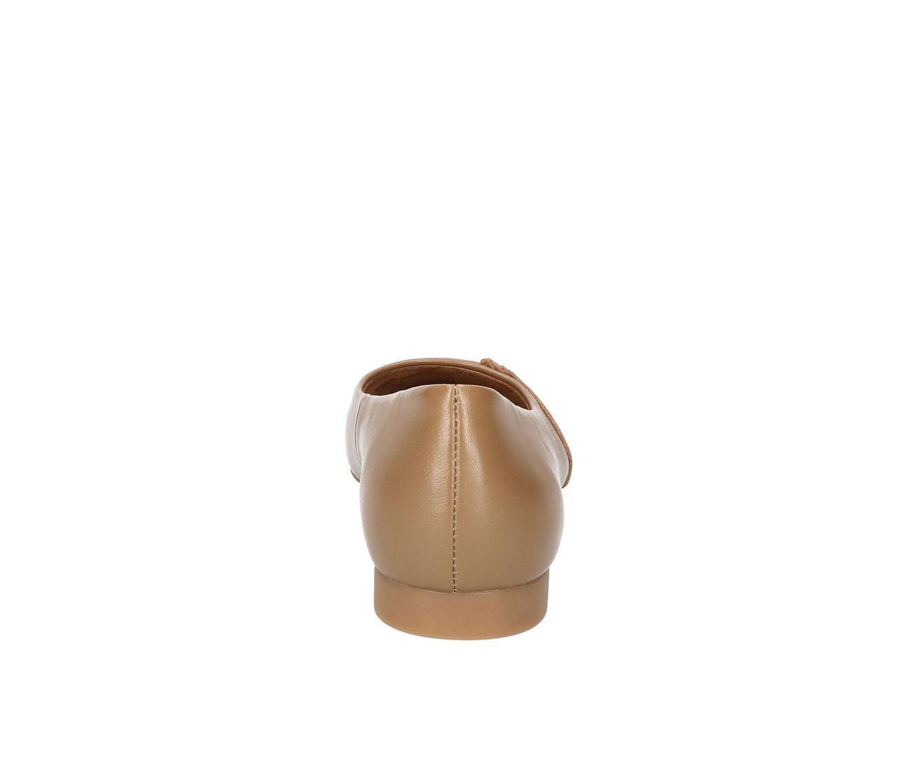 Women's Bella Vita Rhea Flats Product Image