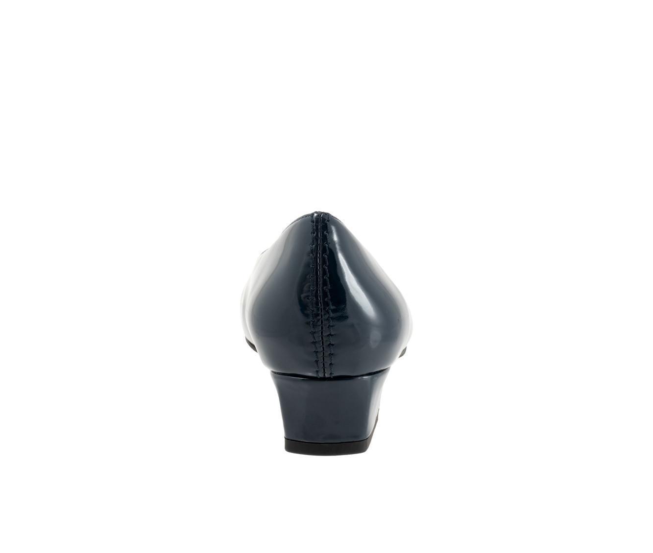 Women's Trotters Doris Pumps Product Image