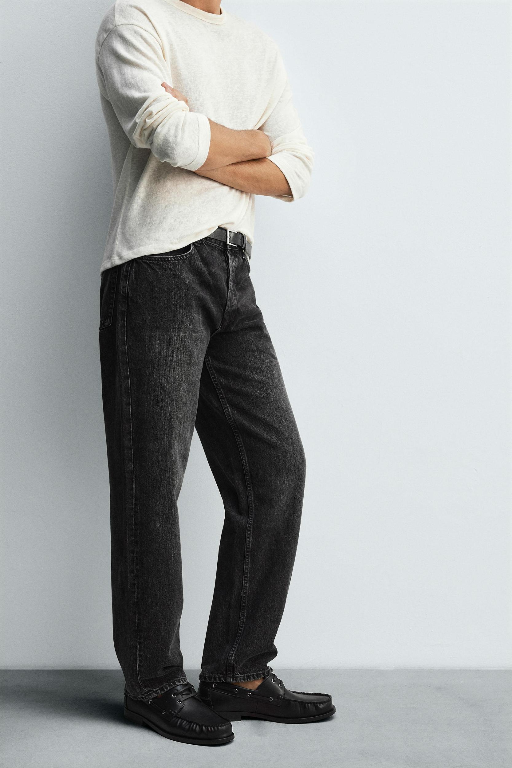 STRAIGHT FIT JEANS Product Image