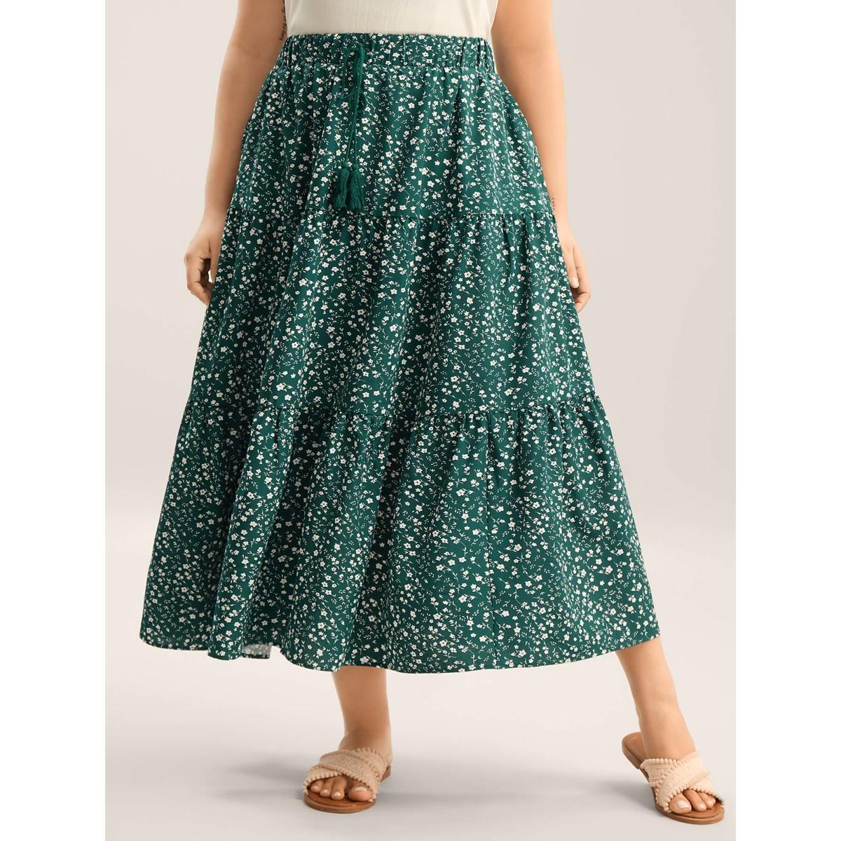 Plus Size Ditsy Floral Print Tiered Tied Maxi Skirt Women Emerald Loose No stretch Side seam pocket Vacation Skirts BloomChic 26/4X Product Image