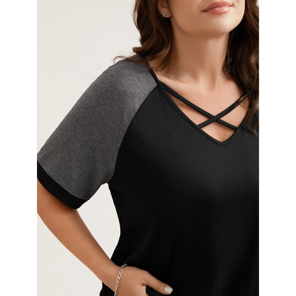 Plus Size Color Contrast Neck Cut-Out T-Blouse Black Women Casual Contrast V-neck Everyday T-shirts BloomChic 14-16/1X Product Image
