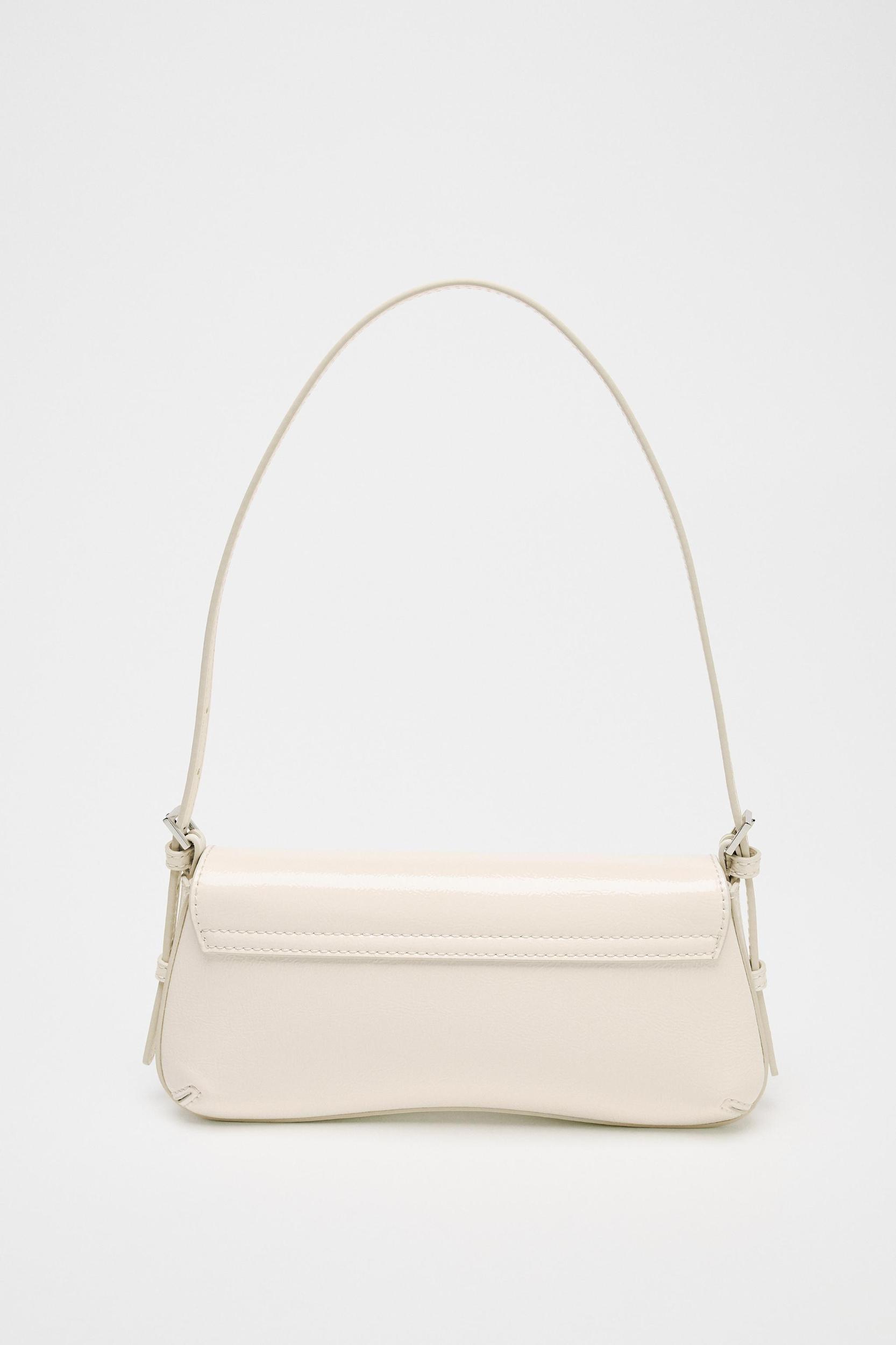 FLAP SHOULDER BAG Product Image