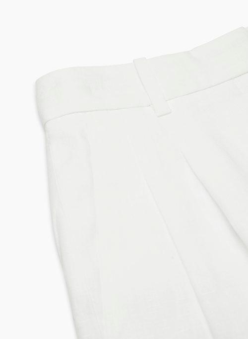 the effortless short™ linen mini Product Image