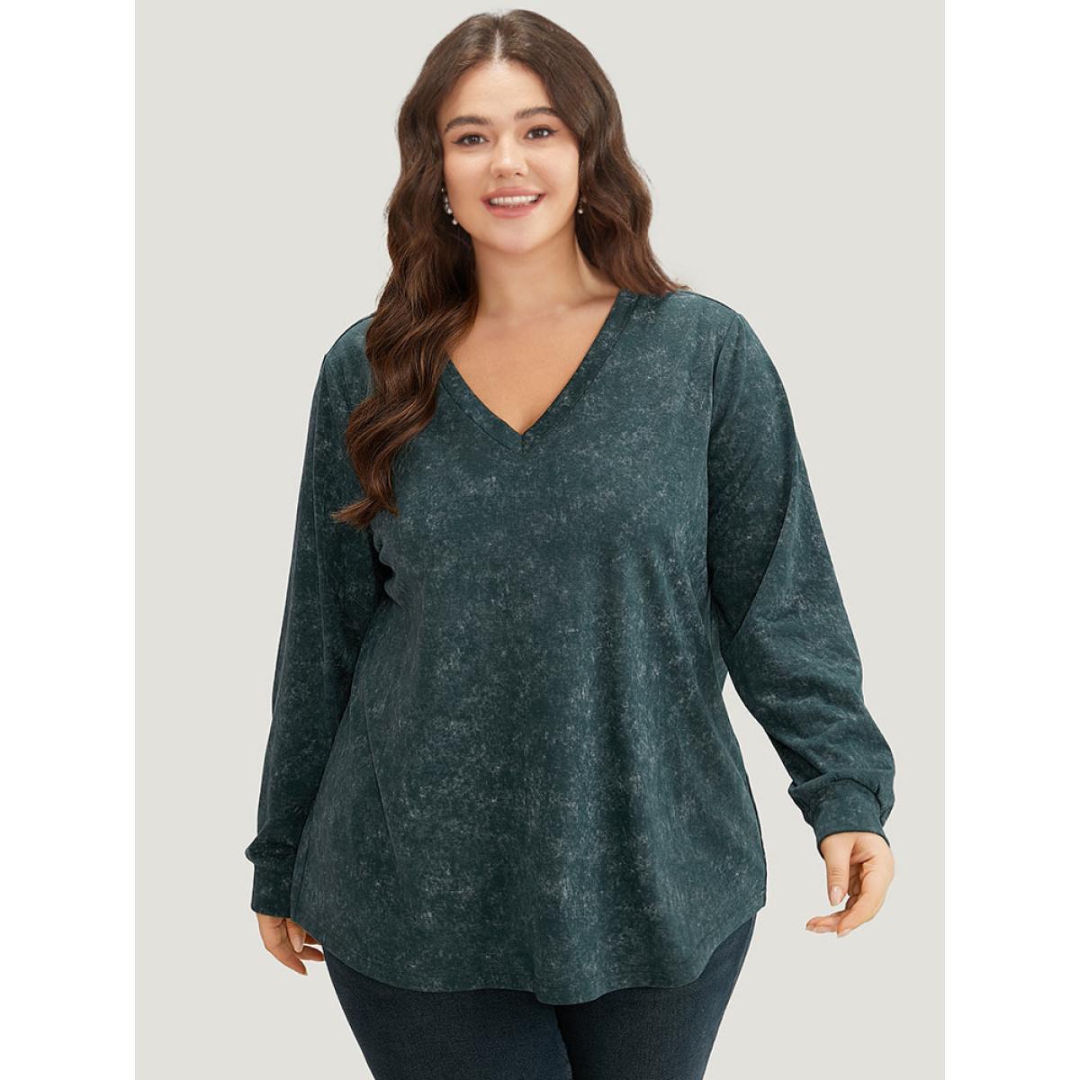Plus Size Solid Vintage V Neck Sweatshirt Women Cyan Casual Plain V-neck Dailywear Sweatshirts BloomChic 28/5X Product Image