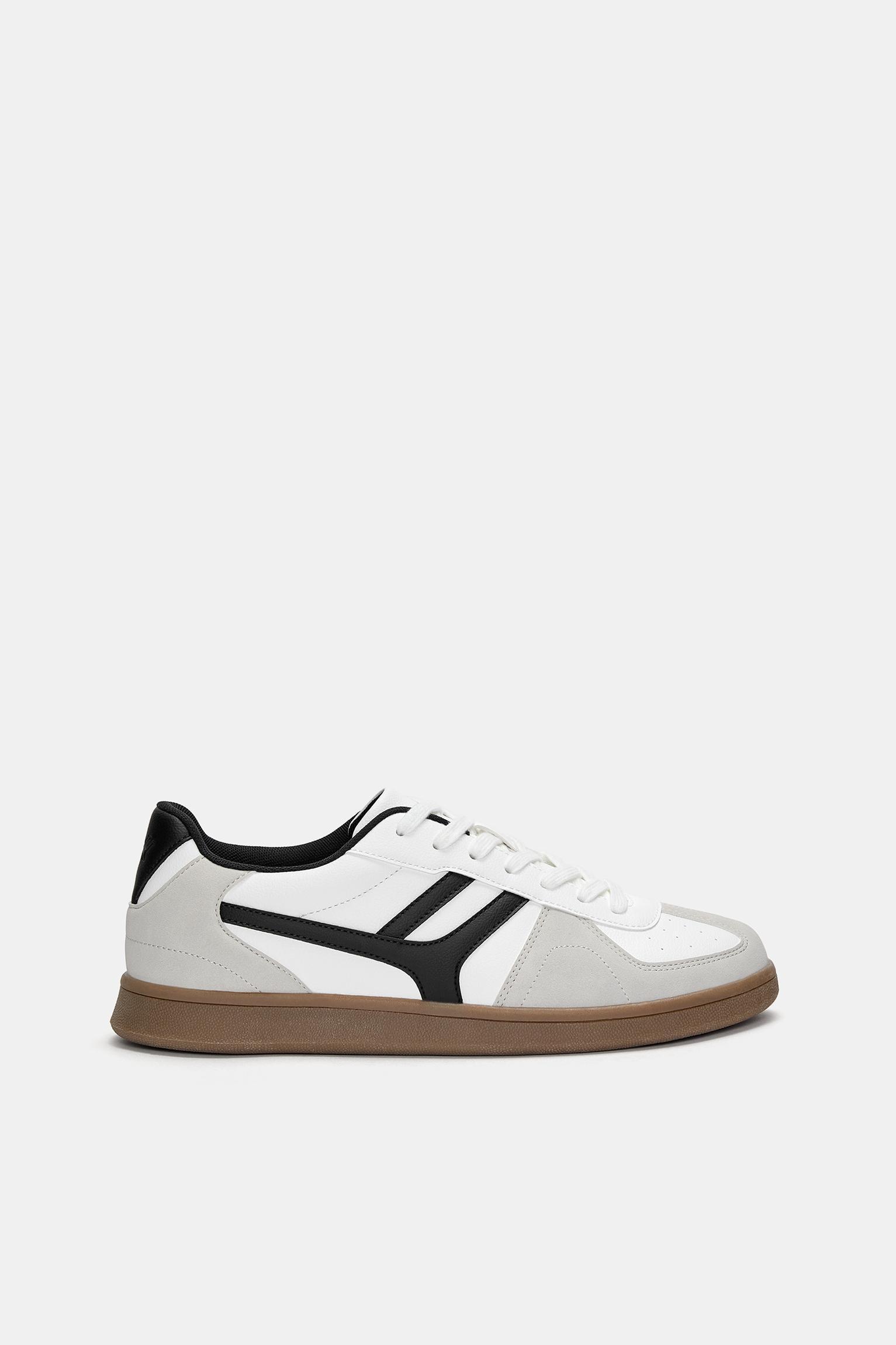 Retro sneakers Product Image