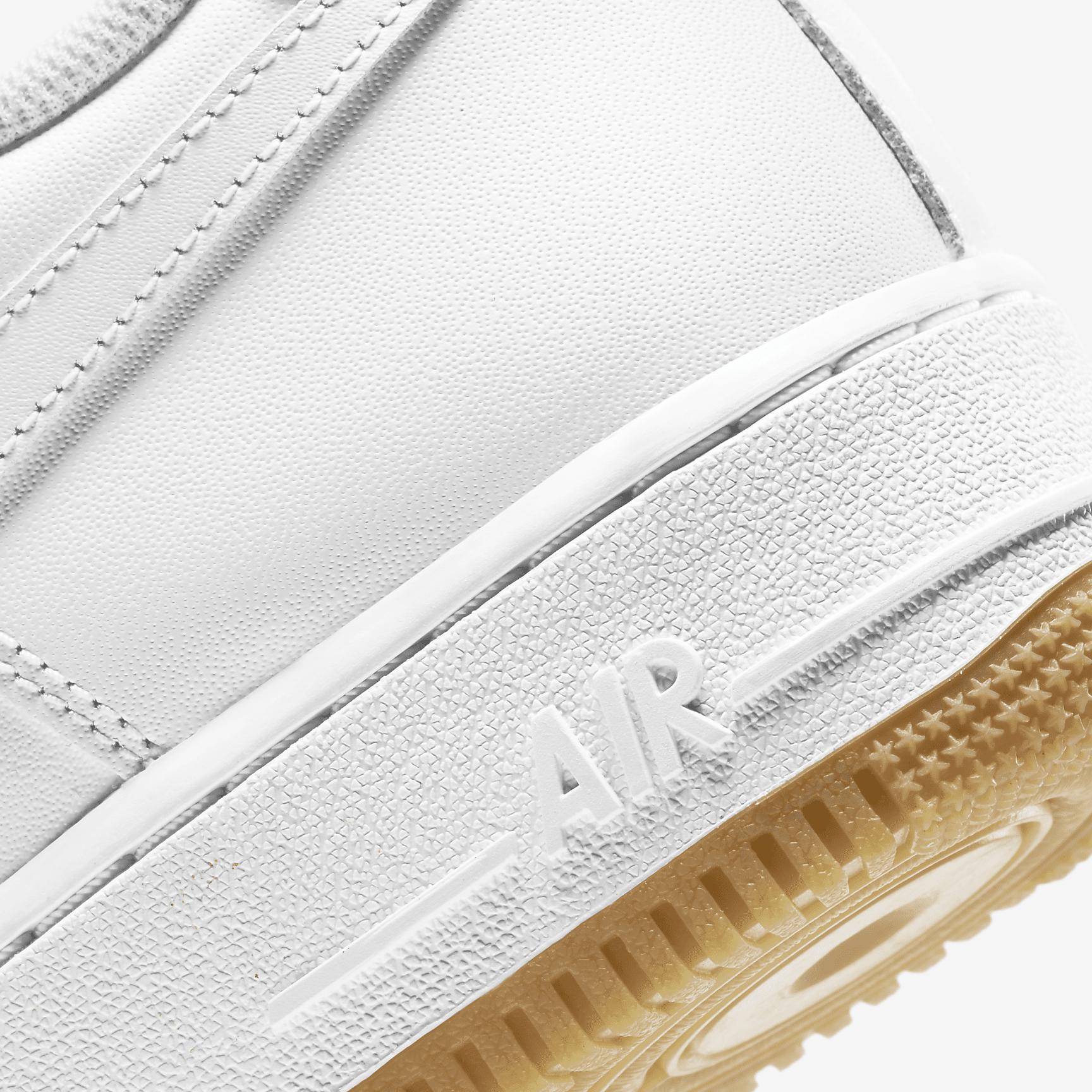 Mens Nike Air Force 1 07 Casual Shoes Product Image