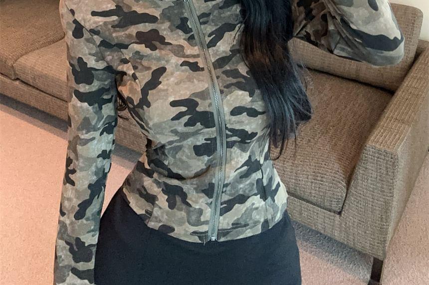 Long Sleeve V-Neck Camouflage Print Crop Top Product Image