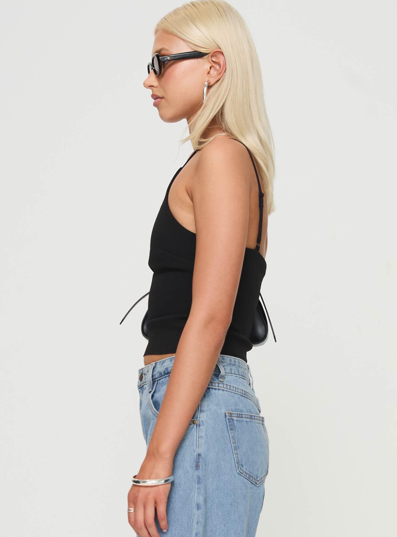 Arianwen Top Black Product Image