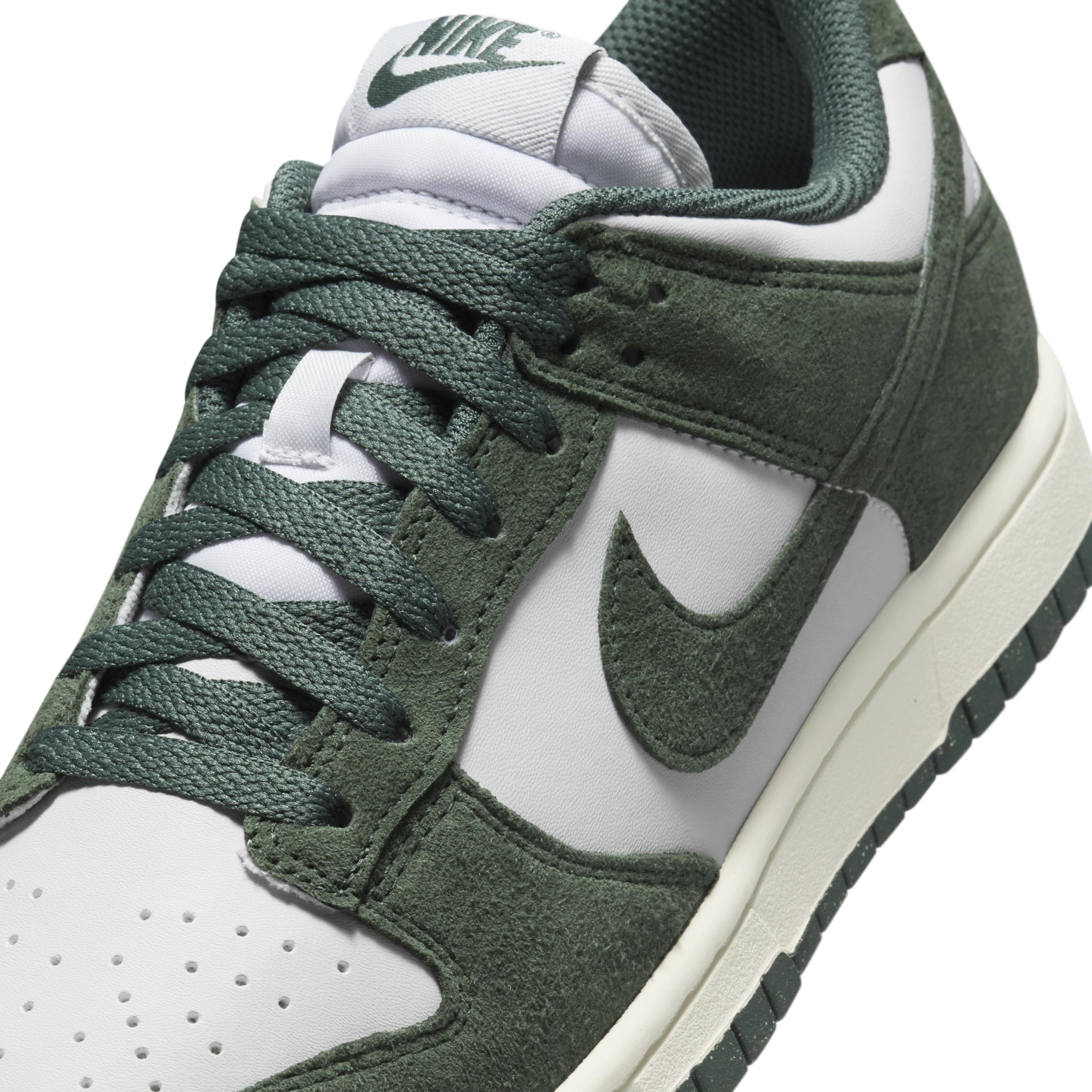 Nike Dunk Low Women's Shoes Product Image