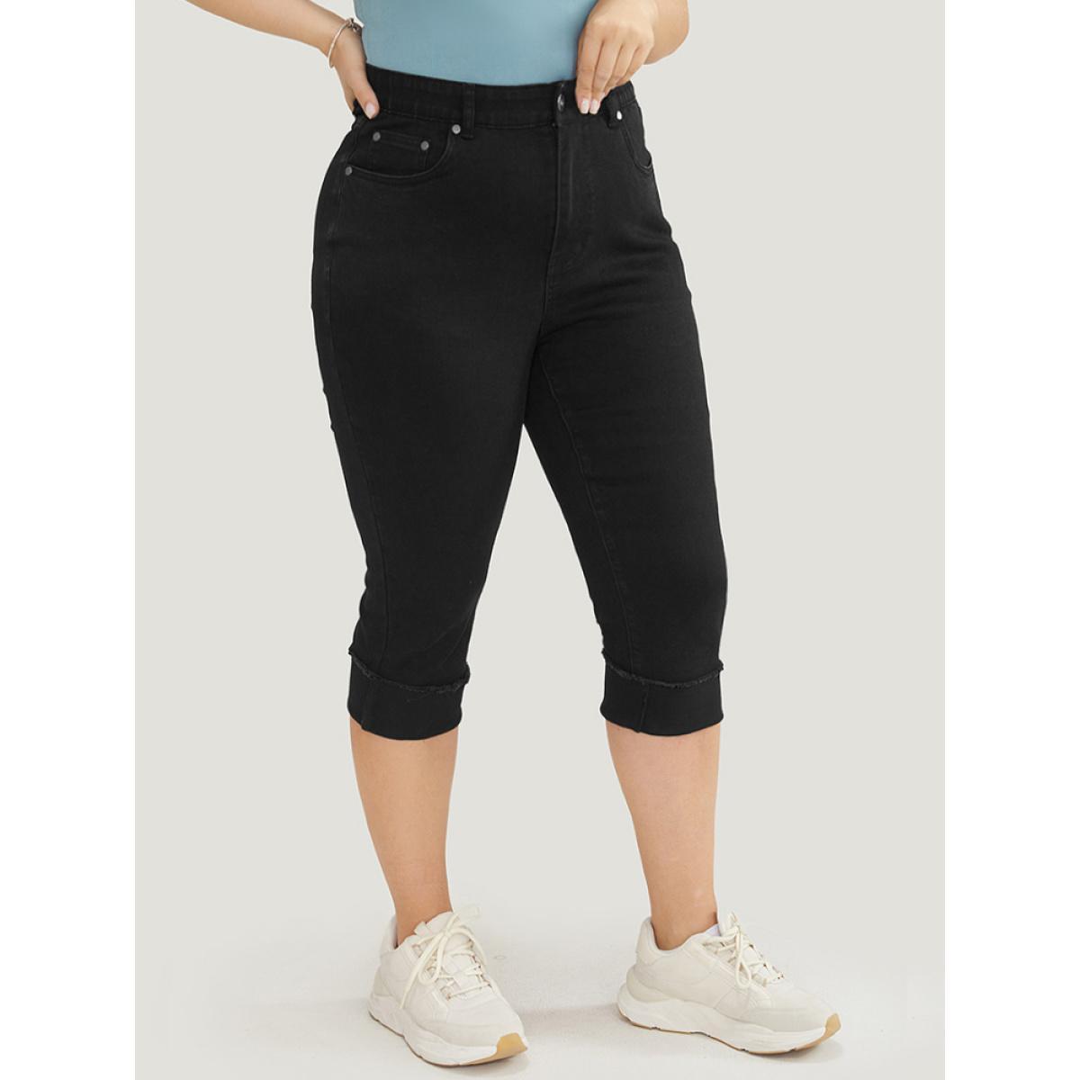 Plus Size Very Stretchy High Rise Black Wash Rivet Detail Knee Denim Shorts Women Black Casual Plain High stretch Pocket Jeans BloomChic 16/1X Product Image