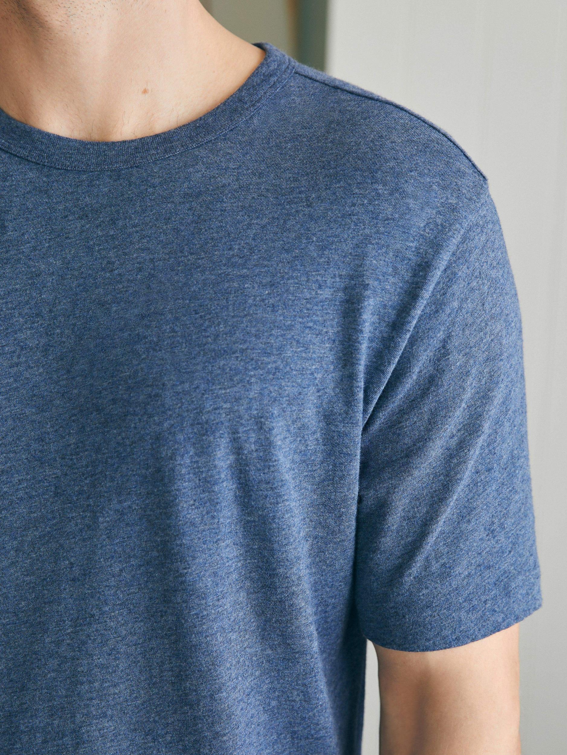 Short-Sleeve Vintage Chambray Tee - Glacial Navy Heather Male Product Image