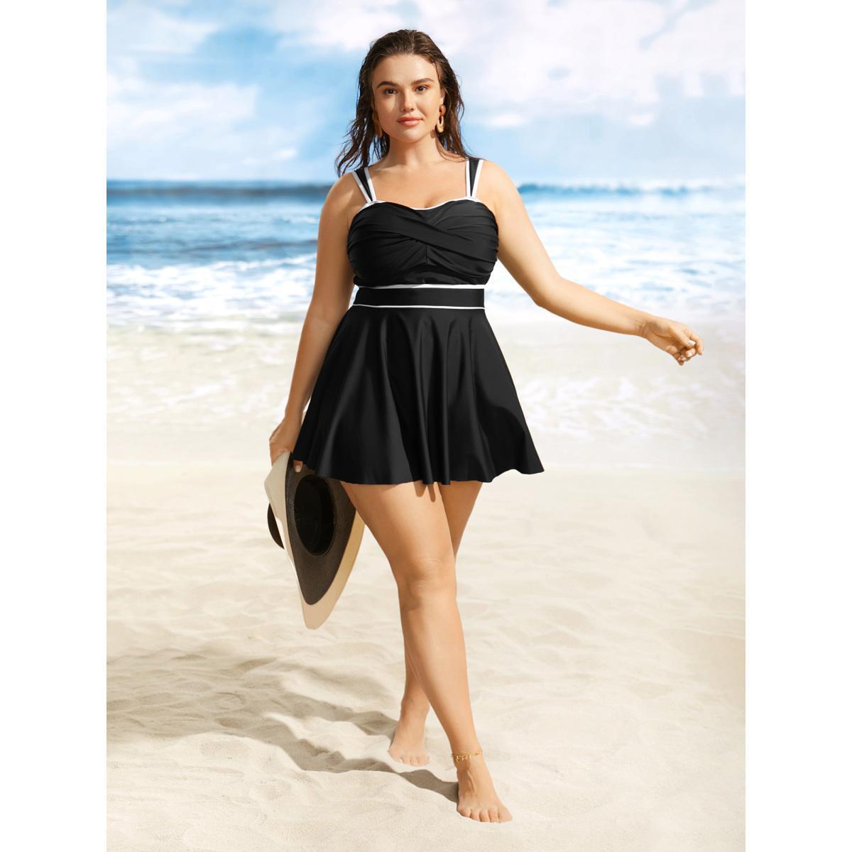 Plus Size Heart Neckline Contrast Trim Two Piece Set Swim Dress Women's Swimwear Black Beach Bodycon Heart neckline High stretch Curve Swim Dresses BloomChic 28/5X Product Image