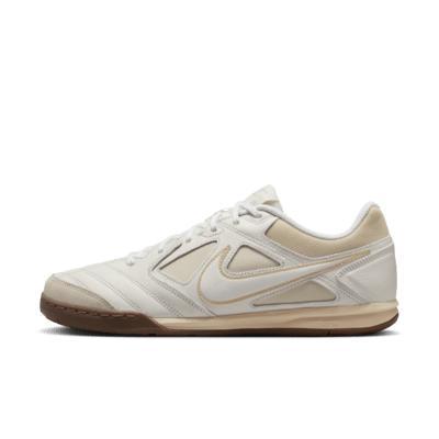 Nike Men's Gato Shoes Product Image