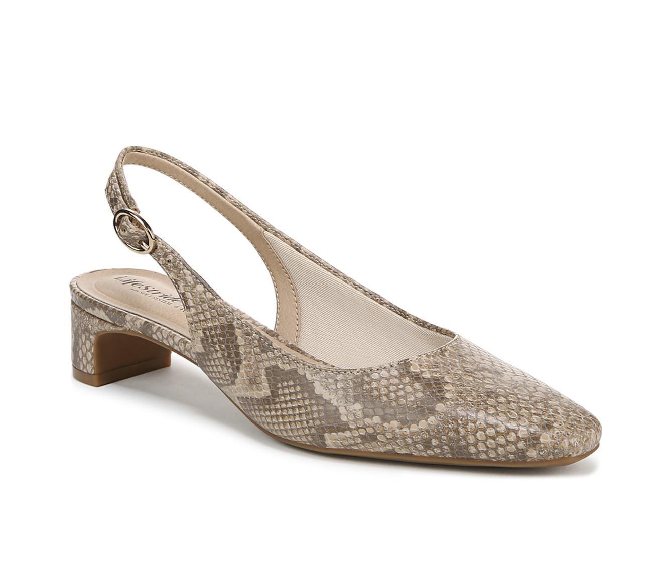 Women's LifeStride Lorena Pumps Product Image