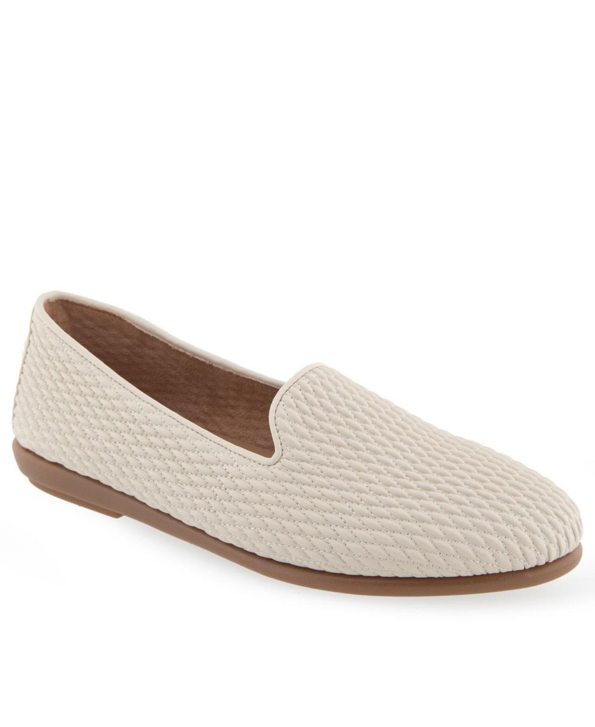 Aerosoles Betunia Womens Quilted Loafers Product Image