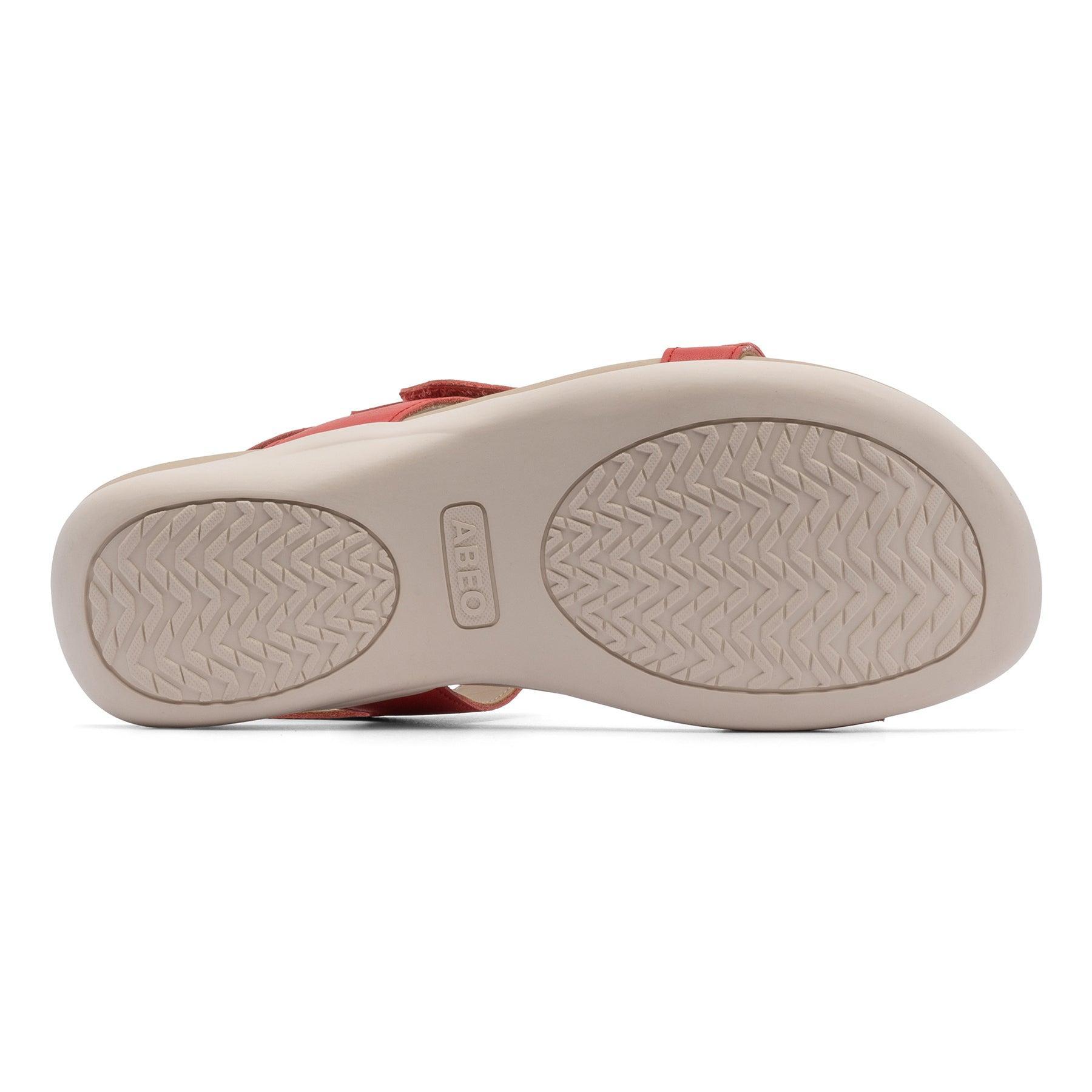 Oasis Sandal Female Product Image