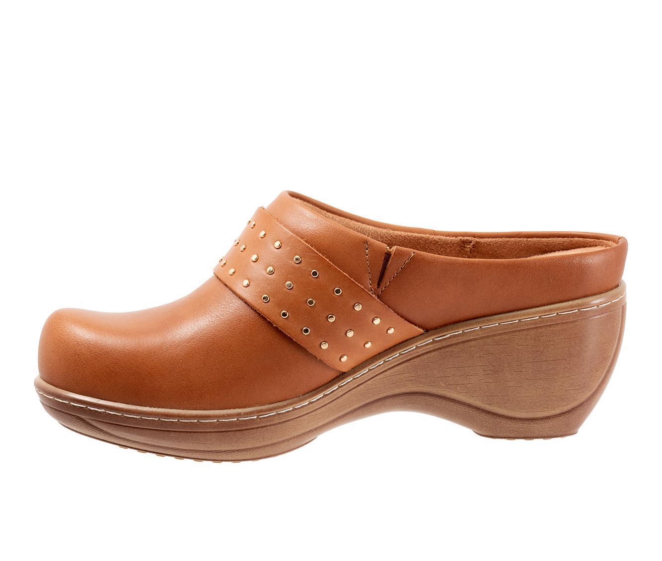 Women's Softwalk Marana Clogs Product Image