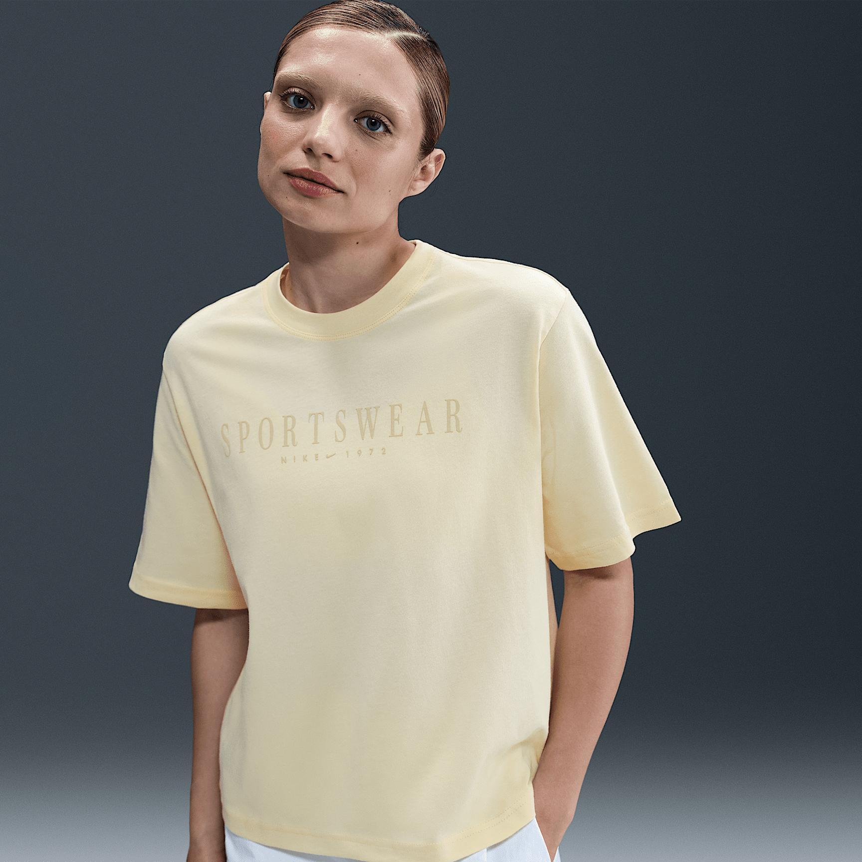 Nike Sportswear Women's Boxy T-Shirt Product Image