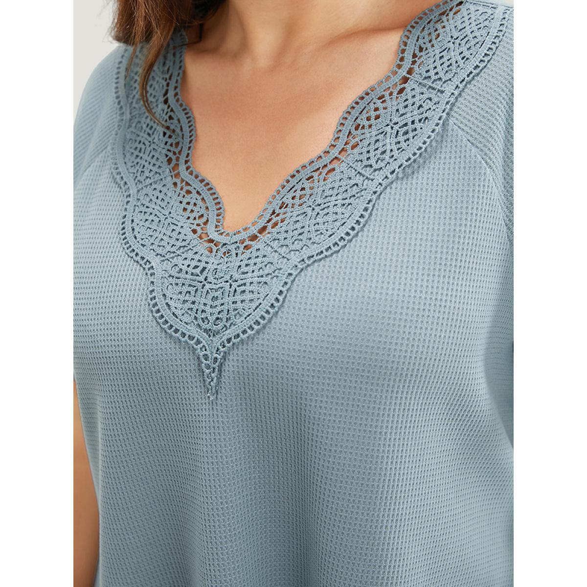 Plus Size Solid Raglan Sleeve Contrast Lace Waffle Knit T-shirt Stone Women Elegant Plain V-neck Dailywear T-shirts BloomChic 12/L Product Image