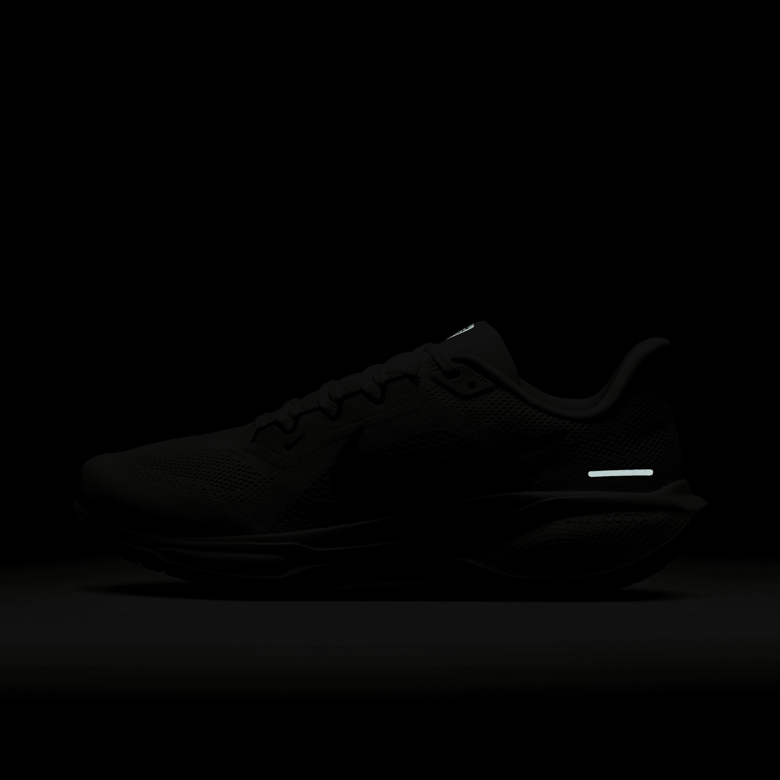Nike Men's Pegasus 41 Road Running Shoes Product Image